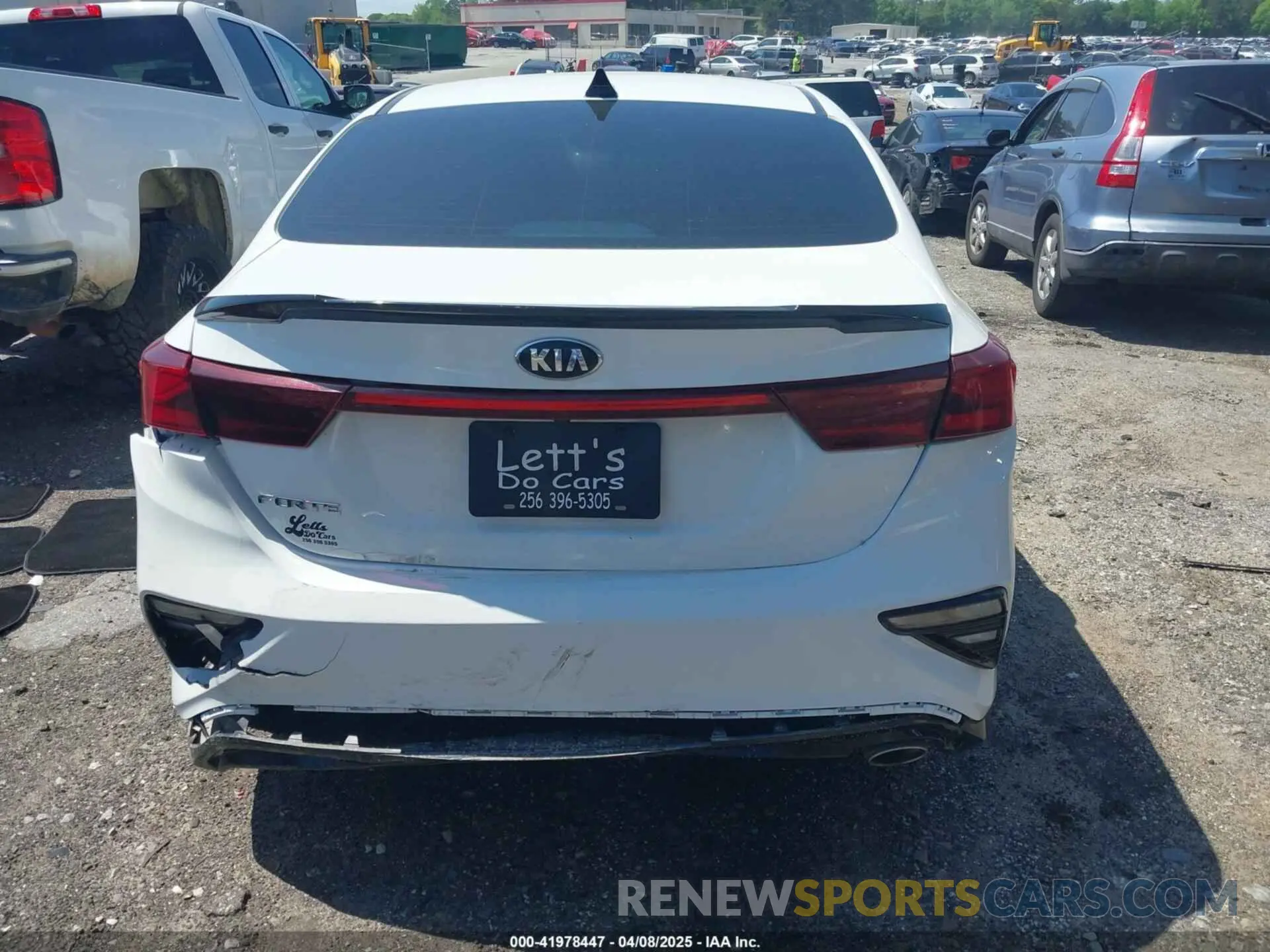 15 Photograph of a damaged car 3KPF24AD5ME335197 KIA FORTE 2021