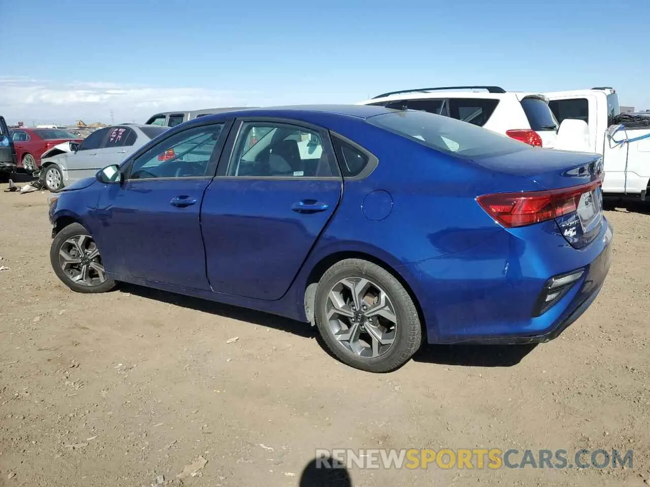 2 Фотография поврежденного автомобиля 3KPF24AD5ME335734 KIA FORTE 2021