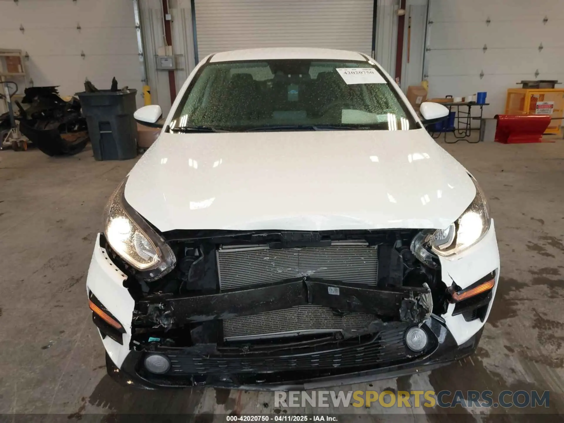 12 Photograph of a damaged car 3KPF24AD5ME340898 KIA FORTE 2021