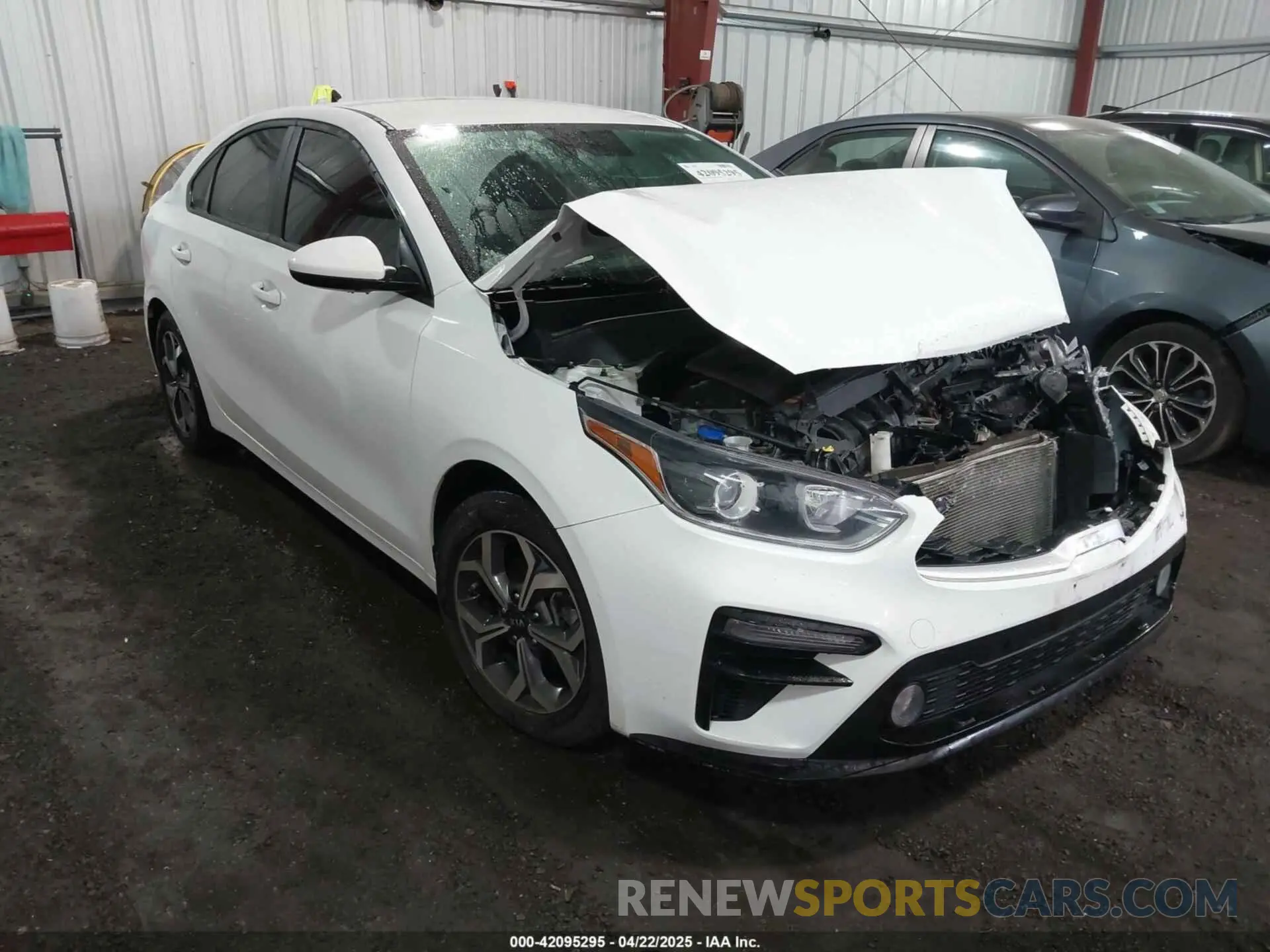 1 Photograph of a damaged car 3KPF24AD5ME341579 KIA FORTE 2021