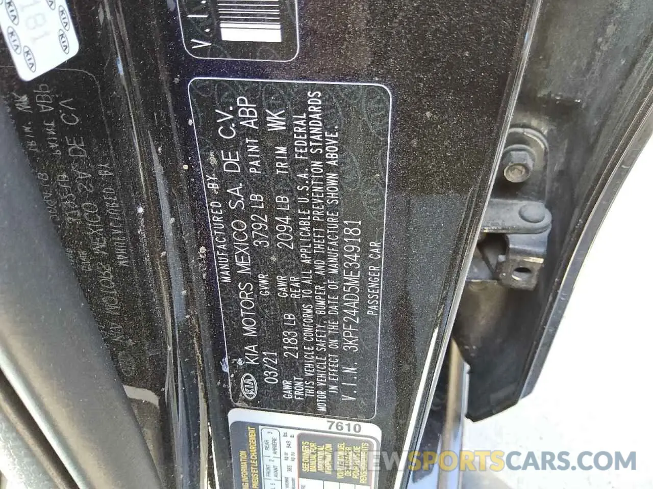 12 Photograph of a damaged car 3KPF24AD5ME349181 KIA FORTE 2021