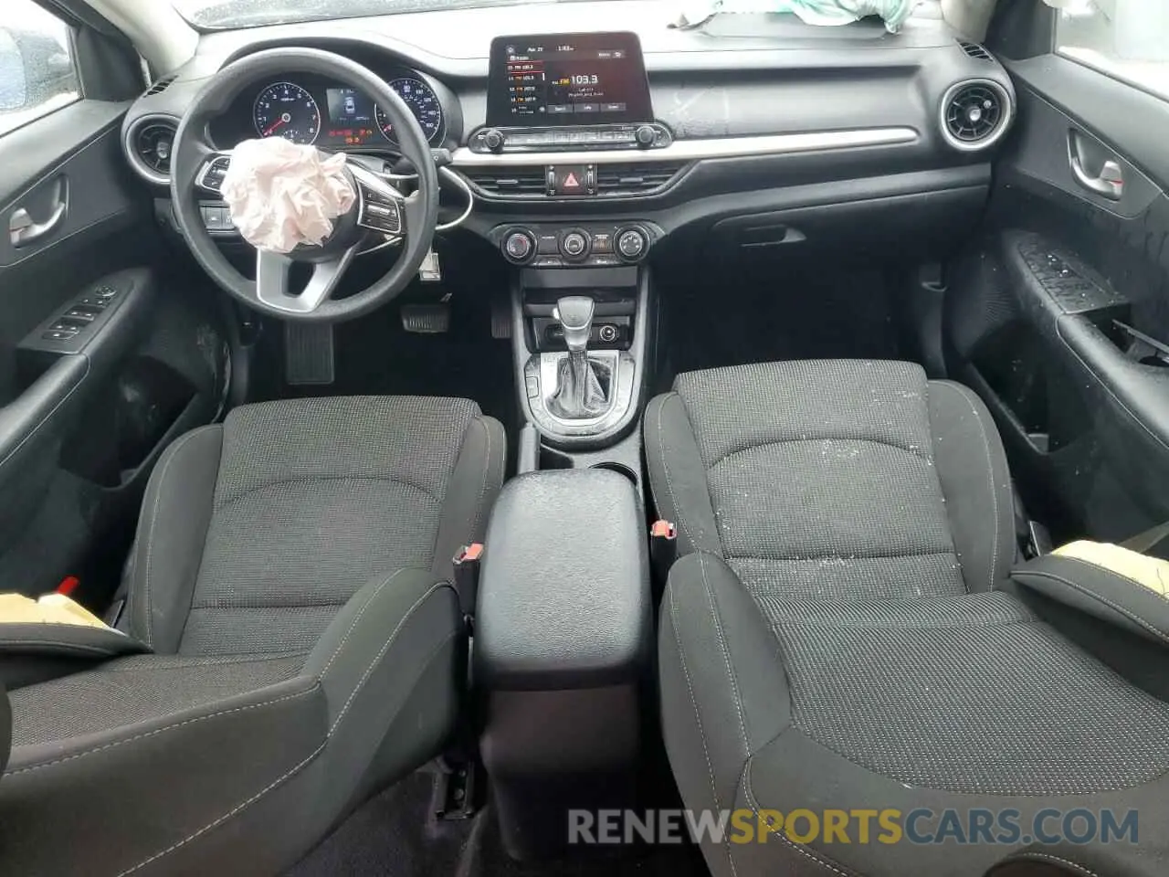 8 Фотография поврежденного автомобиля 3KPF24AD5ME354297 KIA FORTE 2021