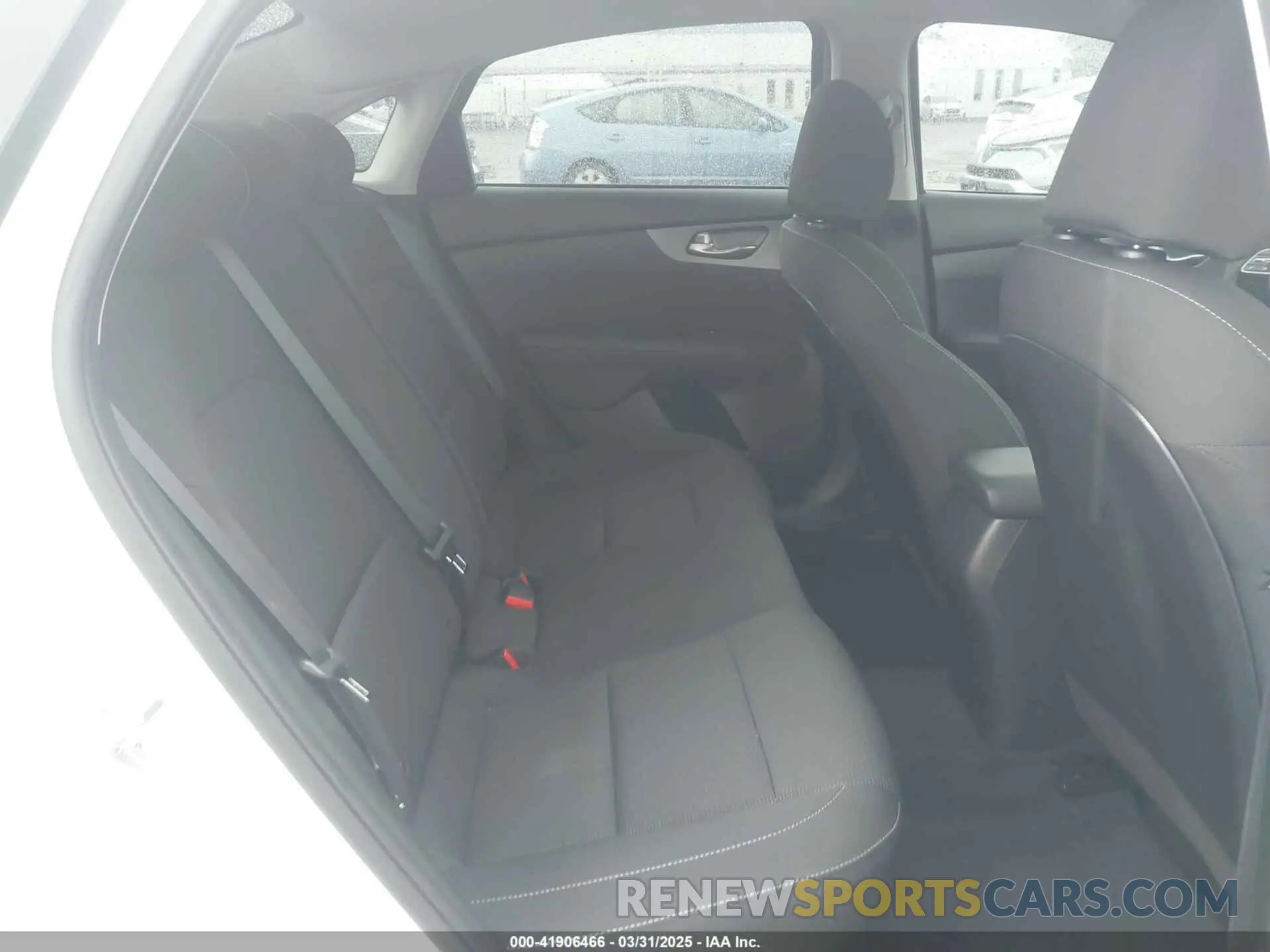 8 Photograph of a damaged car 3KPF24AD5ME369463 KIA FORTE 2021