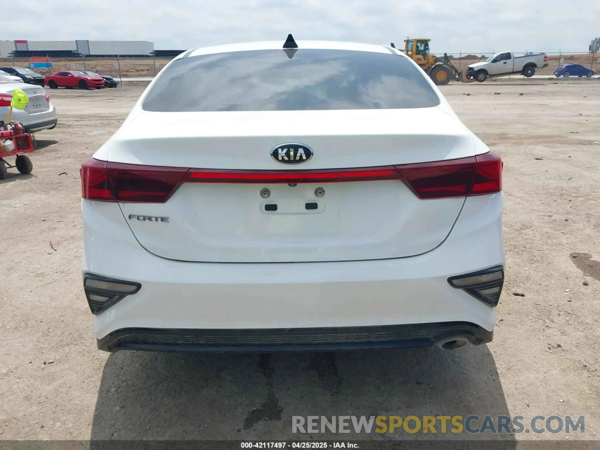 16 Photograph of a damaged car 3KPF24AD5ME378373 KIA FORTE 2021