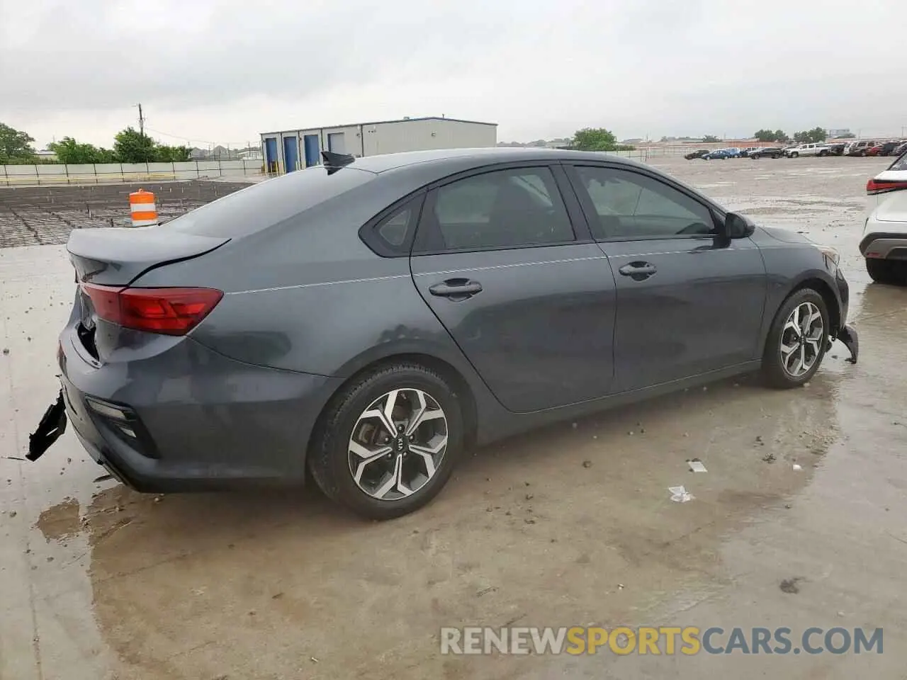 3 Фотография поврежденного автомобиля 3KPF24AD5ME386912 KIA FORTE 2021