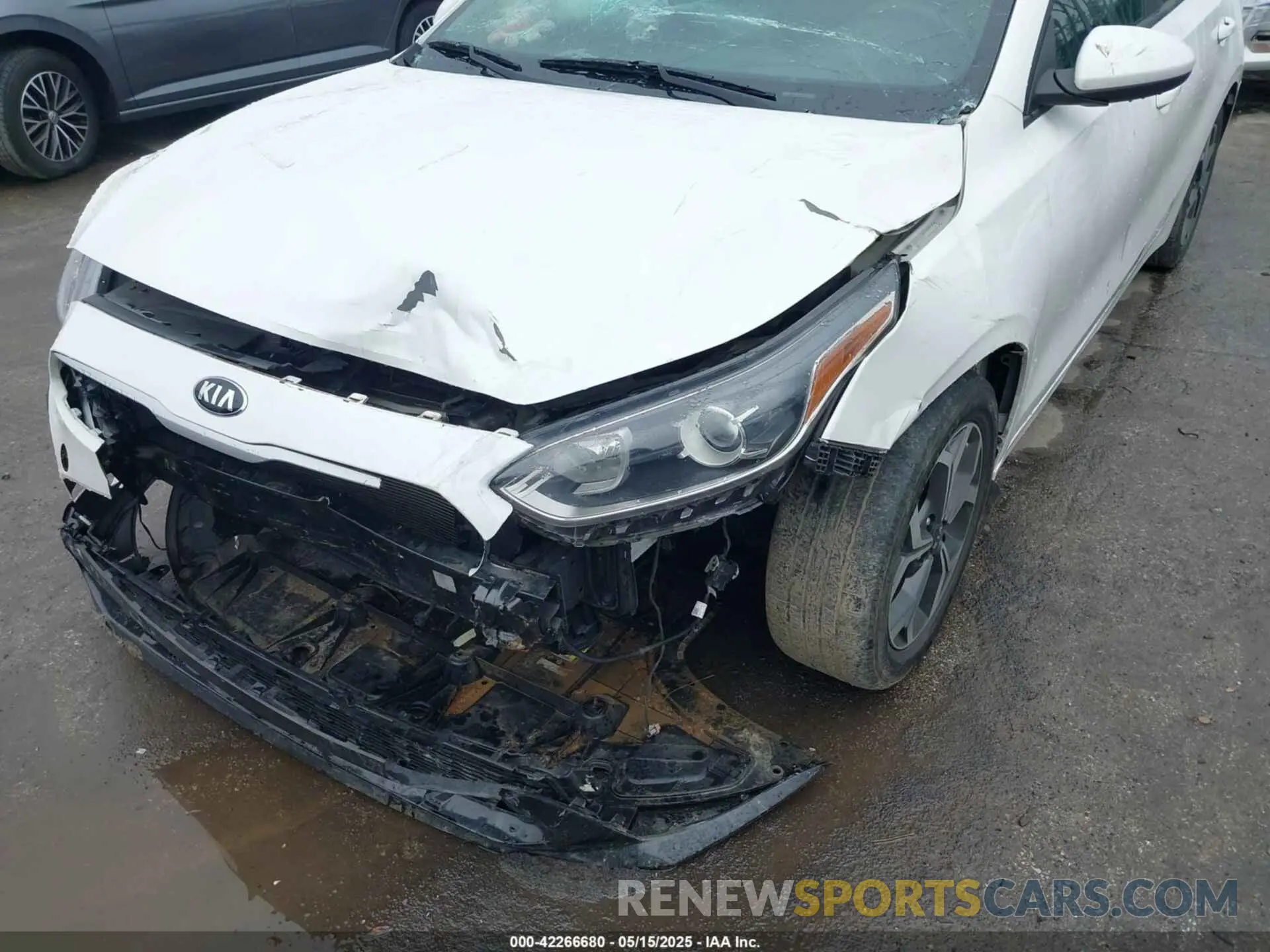 6 Фотография поврежденного автомобиля 3KPF24AD5ME405958 KIA FORTE 2021