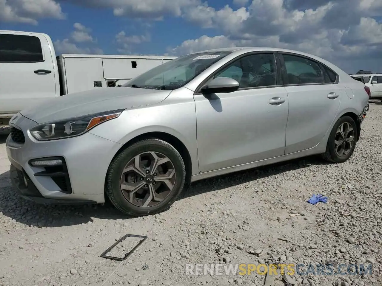 1 Фотография поврежденного автомобиля 3KPF24AD6ME273244 KIA FORTE 2021