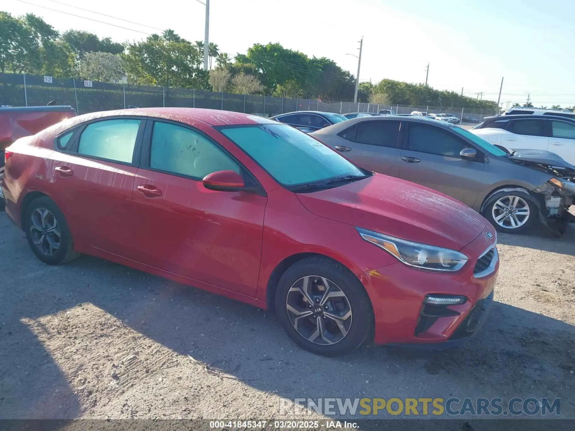 1 Фотография поврежденного автомобиля 3KPF24AD6ME285460 KIA FORTE 2021