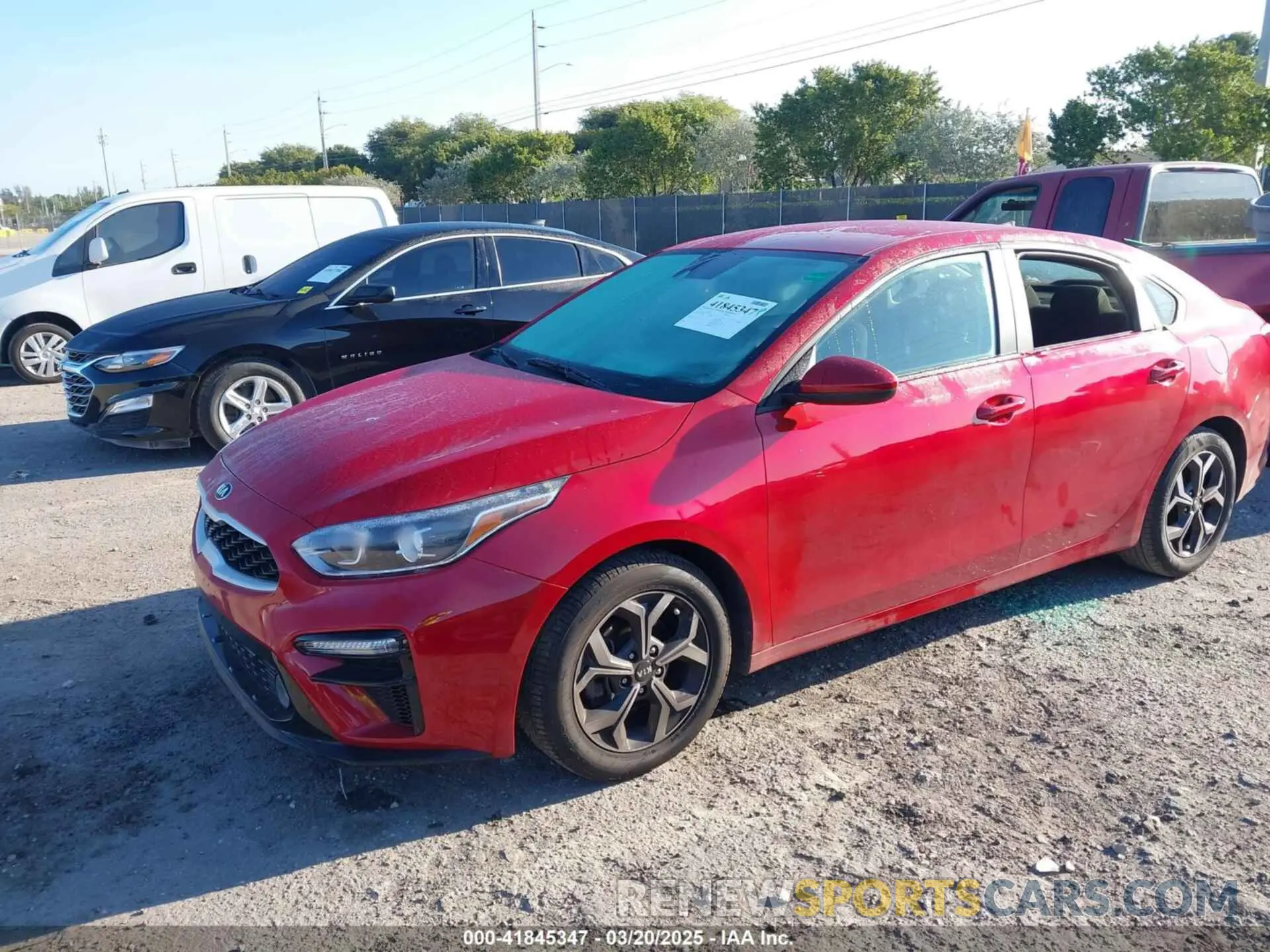 2 Фотография поврежденного автомобиля 3KPF24AD6ME285460 KIA FORTE 2021