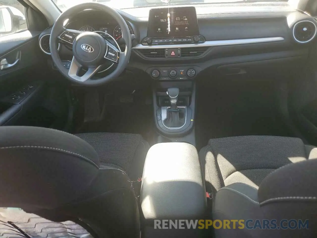 8 Photograph of a damaged car 3KPF24AD6ME290898 KIA FORTE 2021