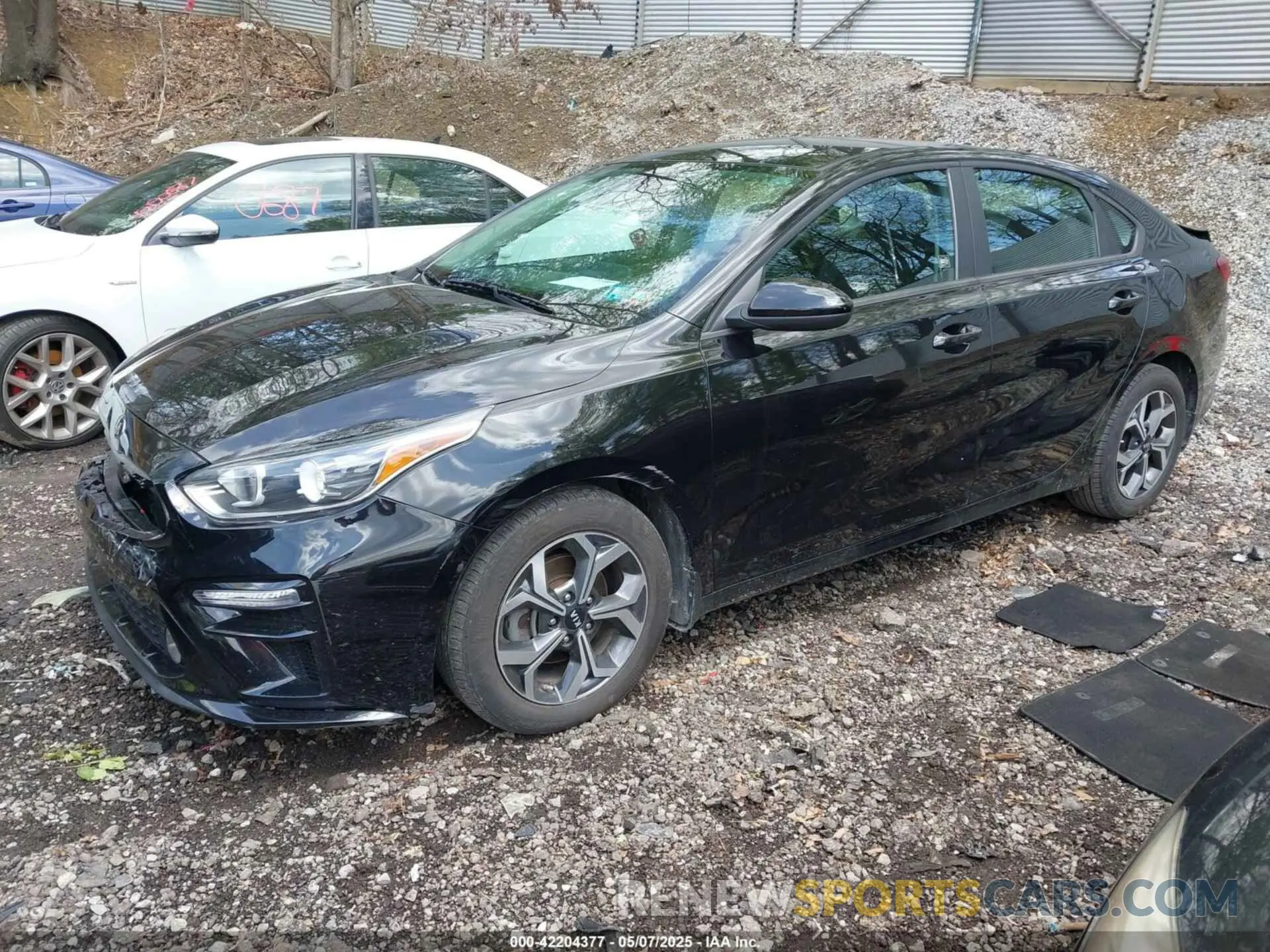 2 Photograph of a damaged car 3KPF24AD6ME307117 KIA FORTE 2021