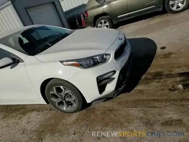 11 Photograph of a damaged car 3KPF24AD6ME311023 KIA FORTE 2021