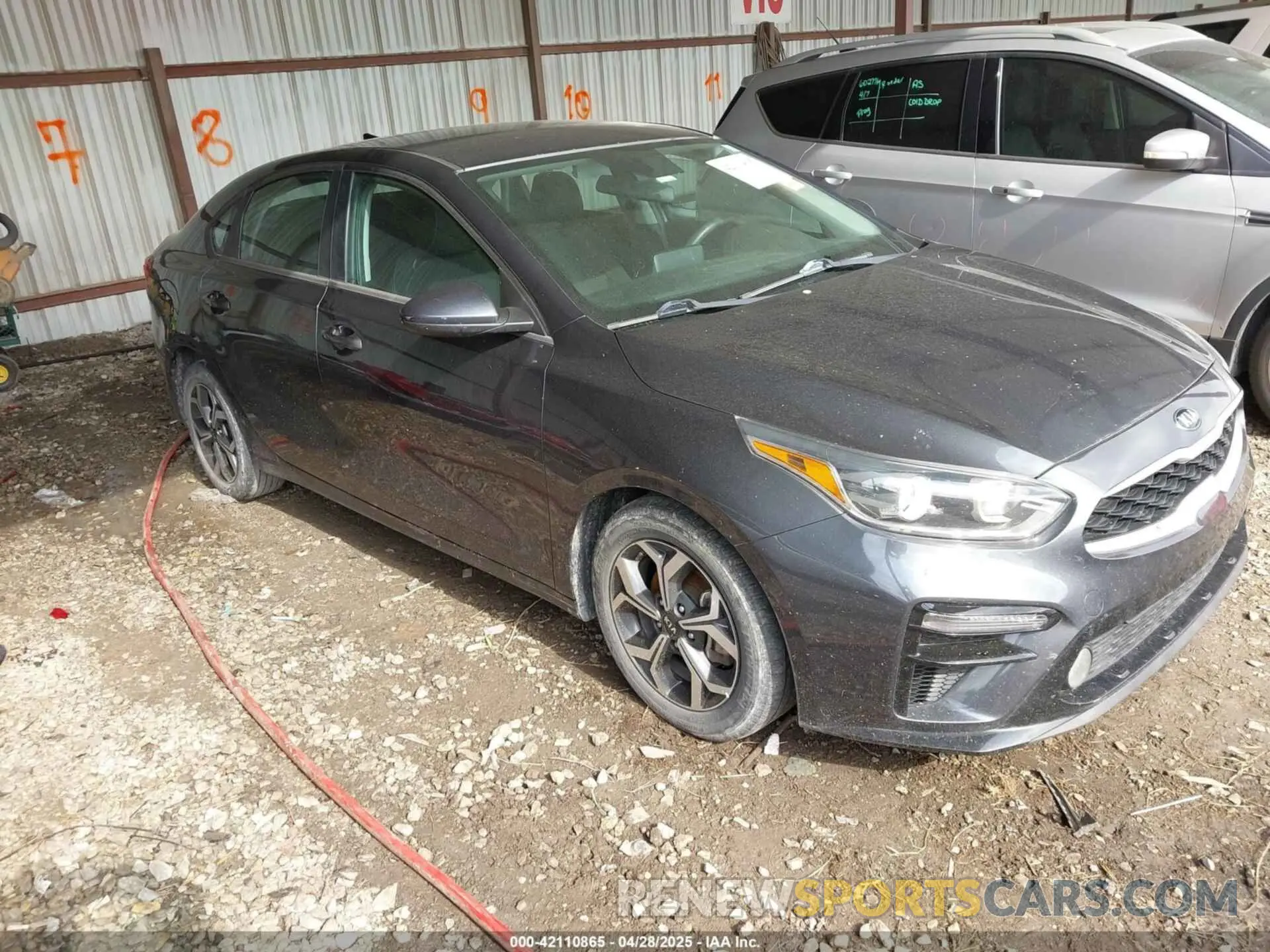 1 Photograph of a damaged car 3KPF24AD6ME323317 KIA FORTE 2021