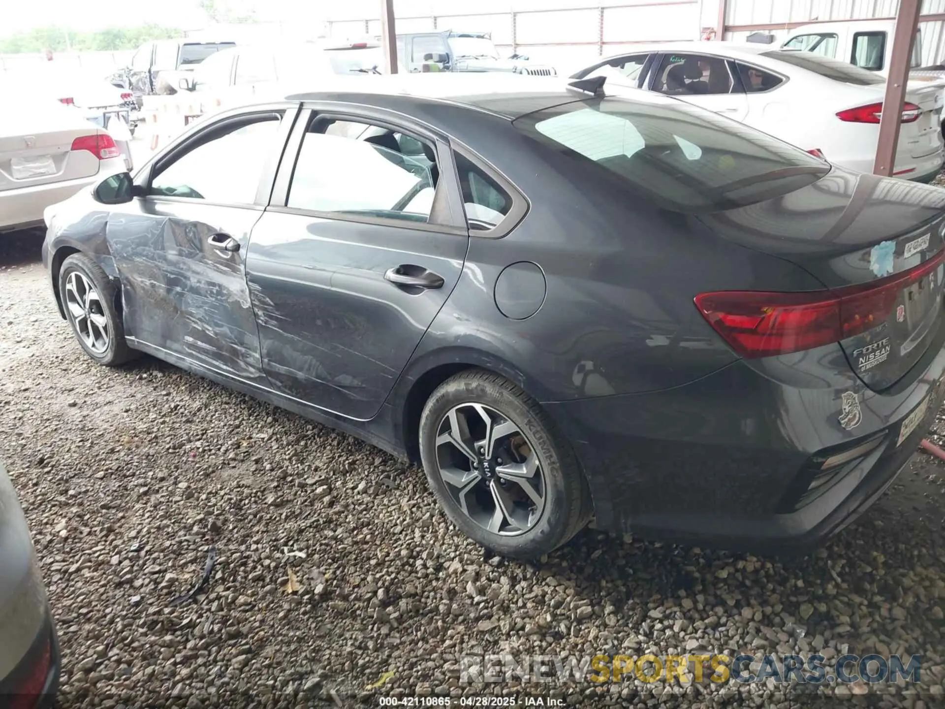 3 Photograph of a damaged car 3KPF24AD6ME323317 KIA FORTE 2021