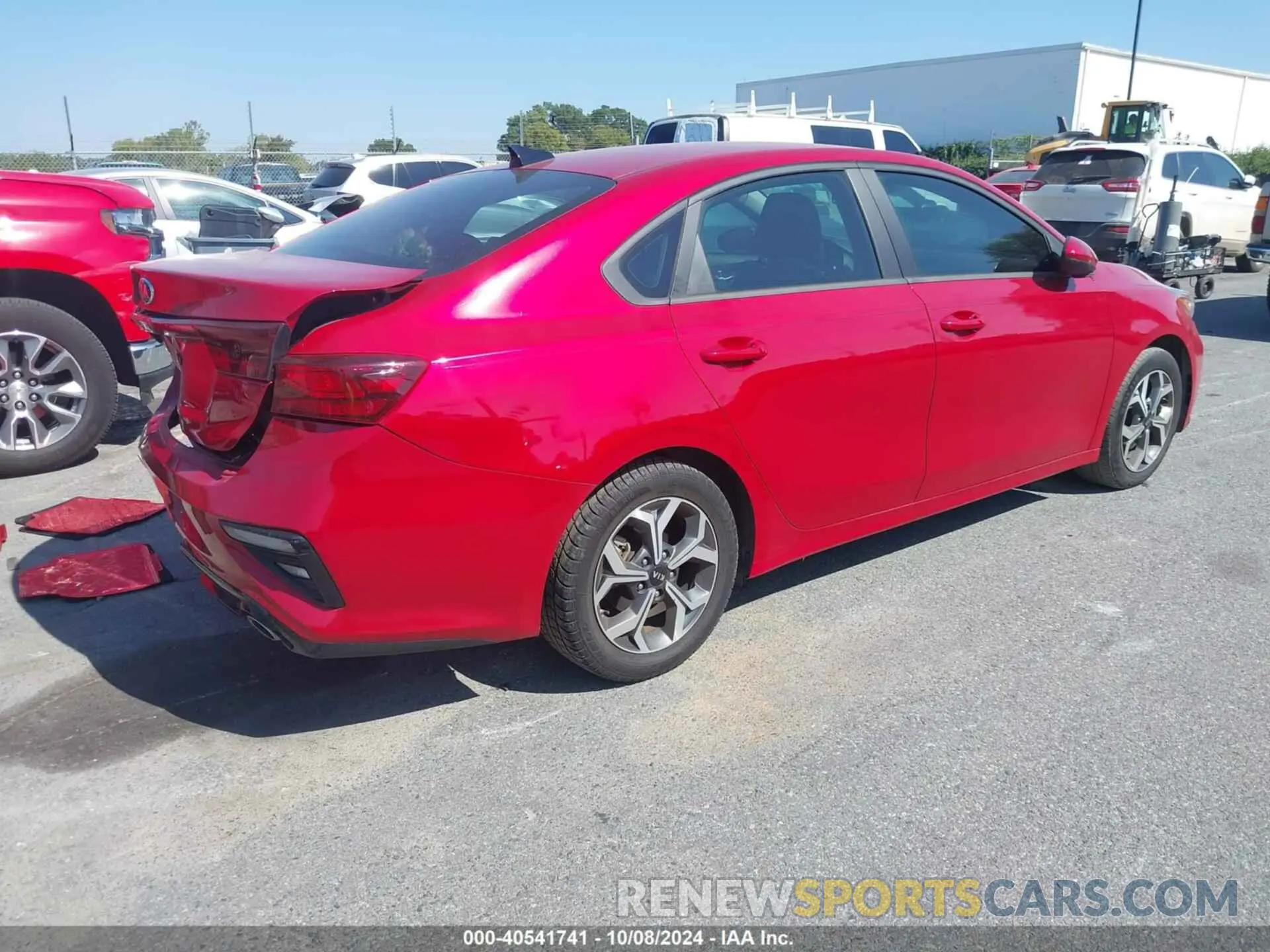 4 Фотография поврежденного автомобиля 3KPF24AD6ME367429 KIA FORTE 2021
