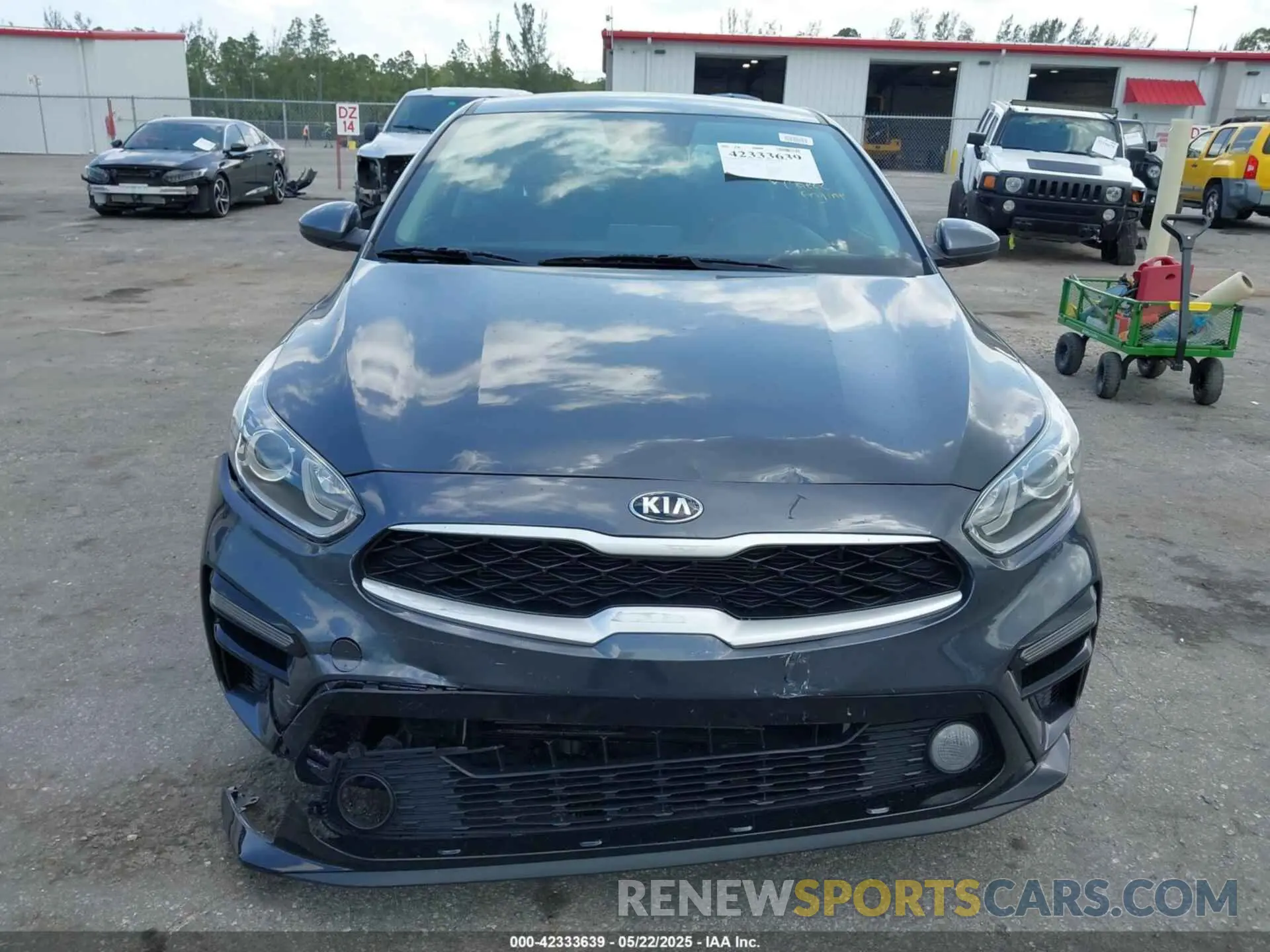 12 Photograph of a damaged car 3KPF24AD6ME371772 KIA FORTE 2021