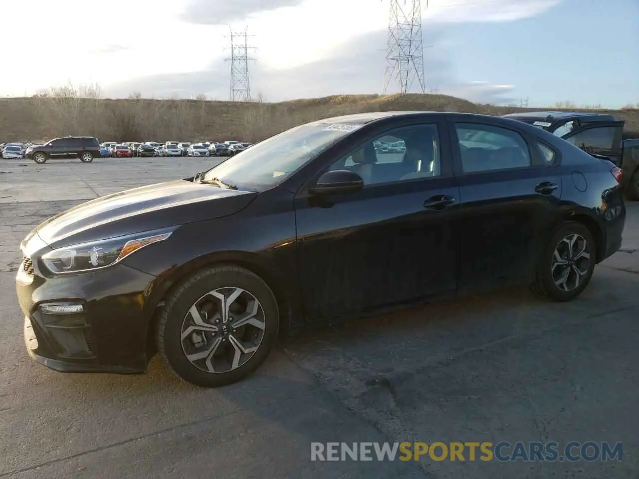 1 Photograph of a damaged car 3KPF24AD6ME373540 KIA FORTE 2021