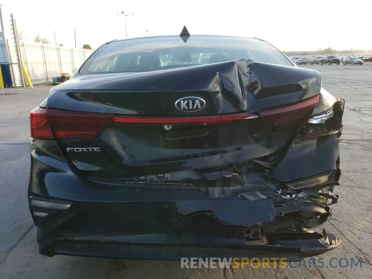 6 Photograph of a damaged car 3KPF24AD6ME373540 KIA FORTE 2021