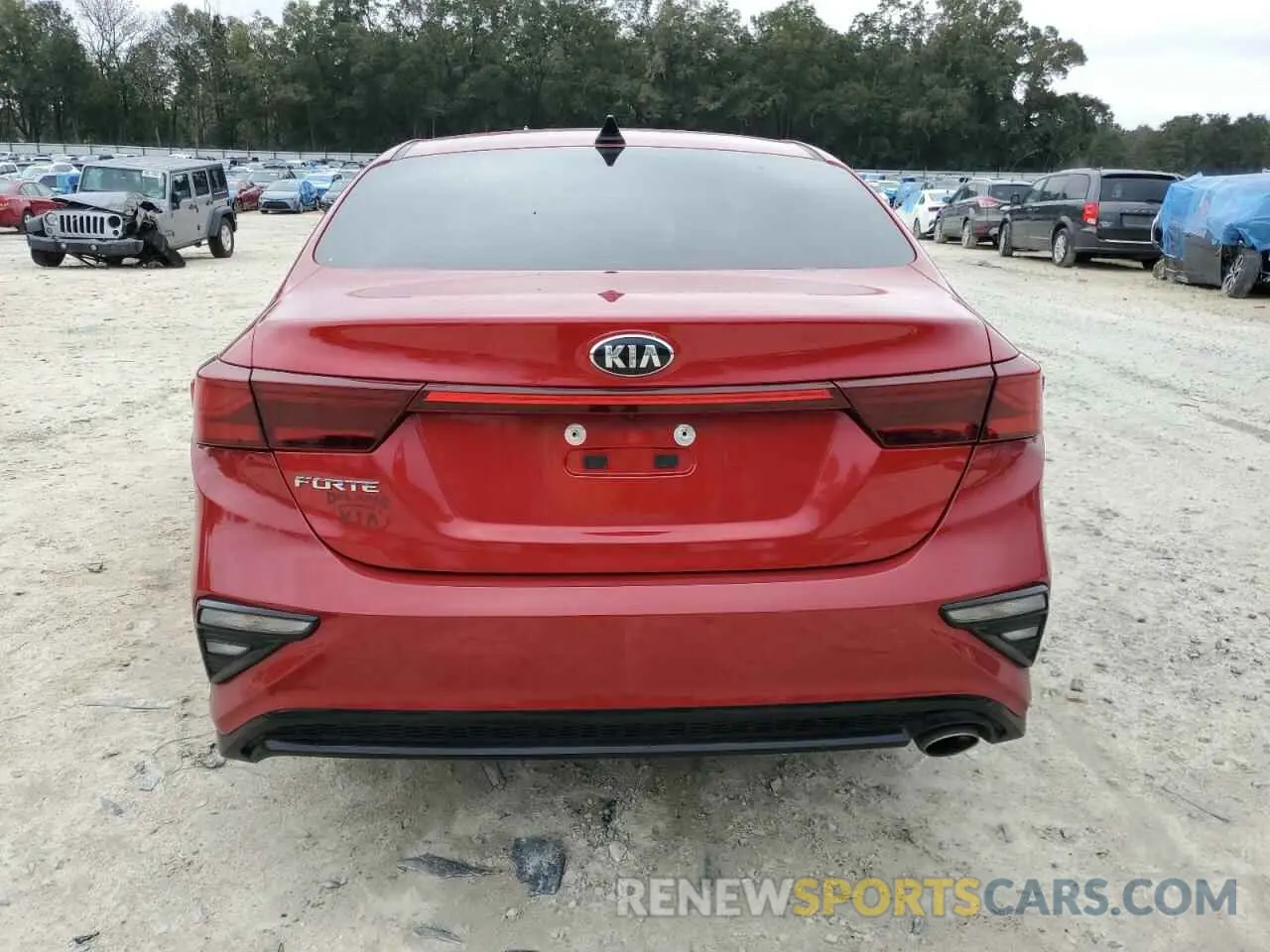 6 Фотография поврежденного автомобиля 3KPF24AD6ME379676 KIA FORTE 2021
