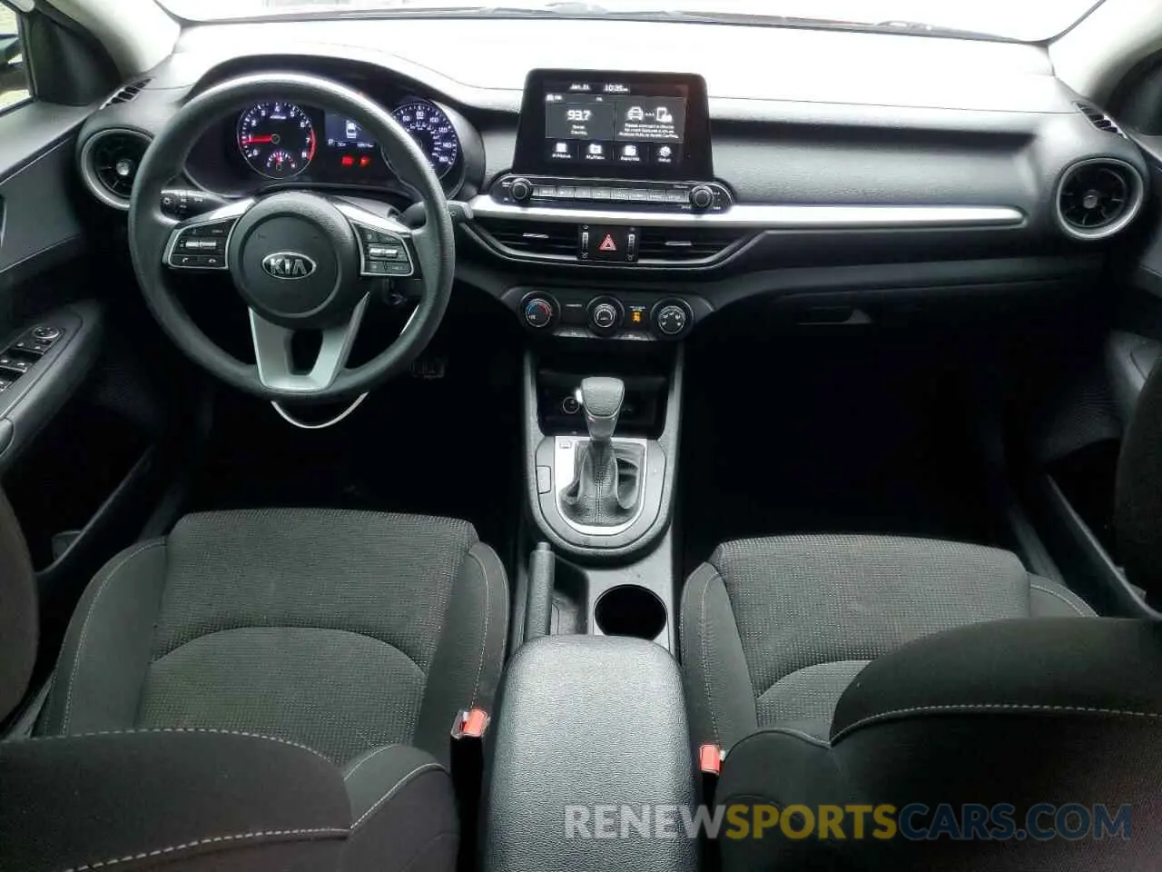 8 Фотография поврежденного автомобиля 3KPF24AD6ME379676 KIA FORTE 2021