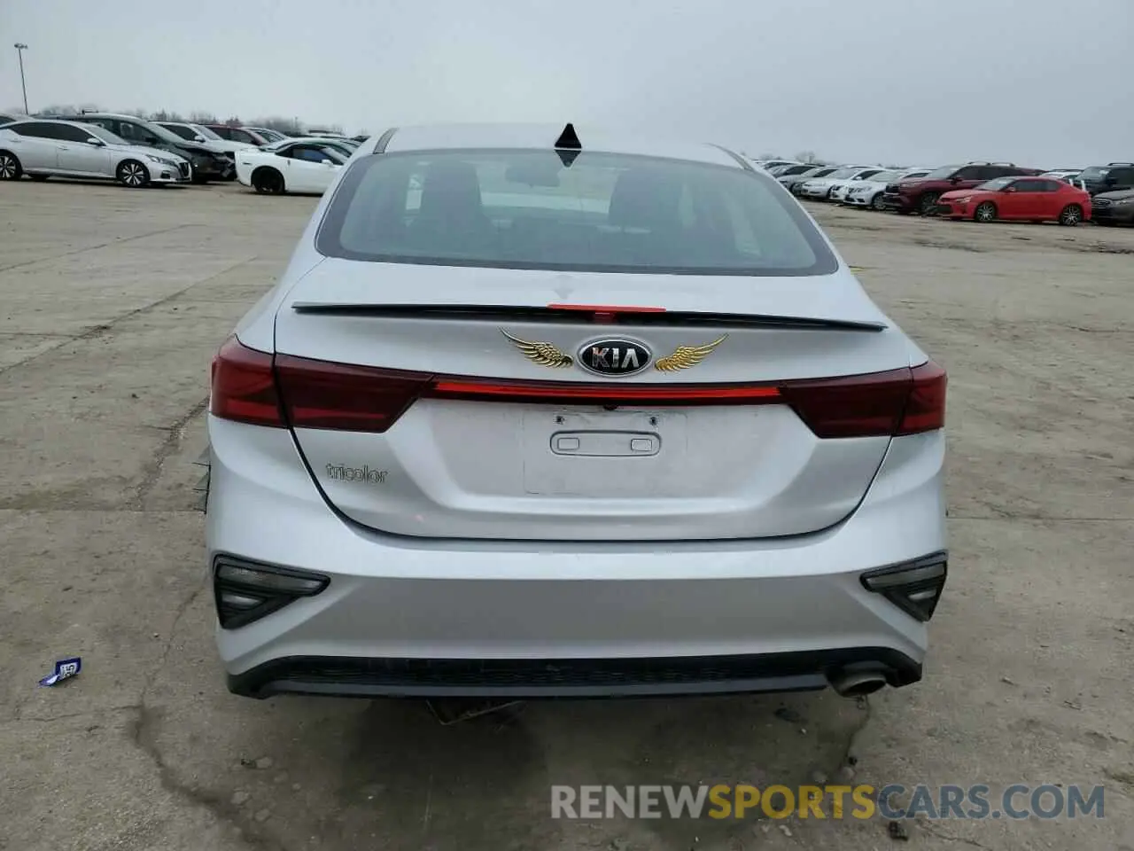 6 Photograph of a damaged car 3KPF24AD7ME294376 KIA FORTE 2021