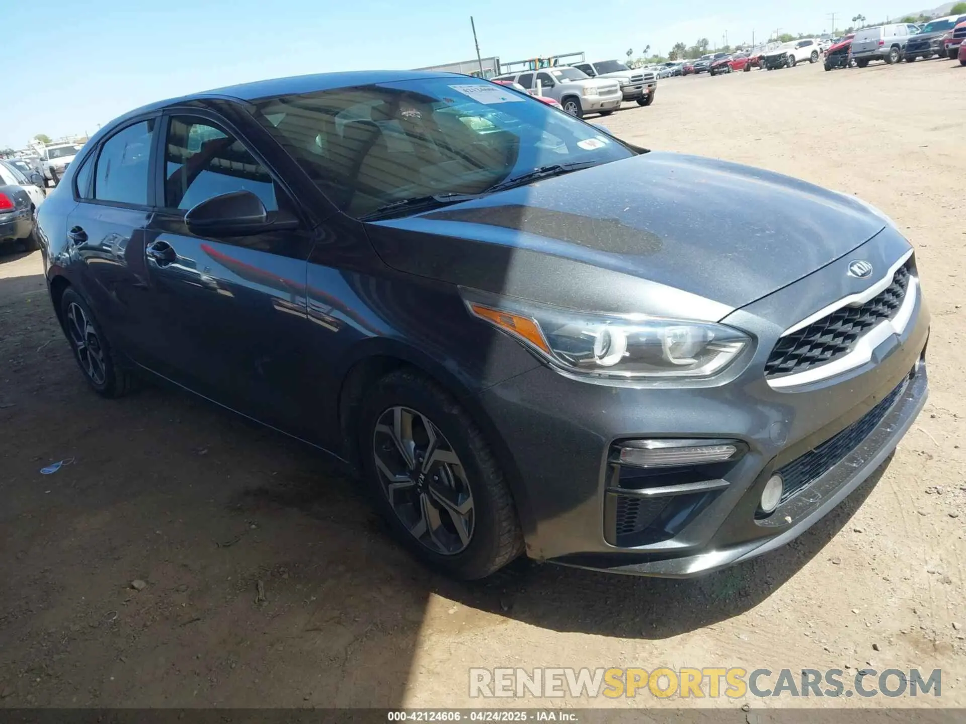 1 Фотография поврежденного автомобиля 3KPF24AD7ME294409 KIA FORTE 2021