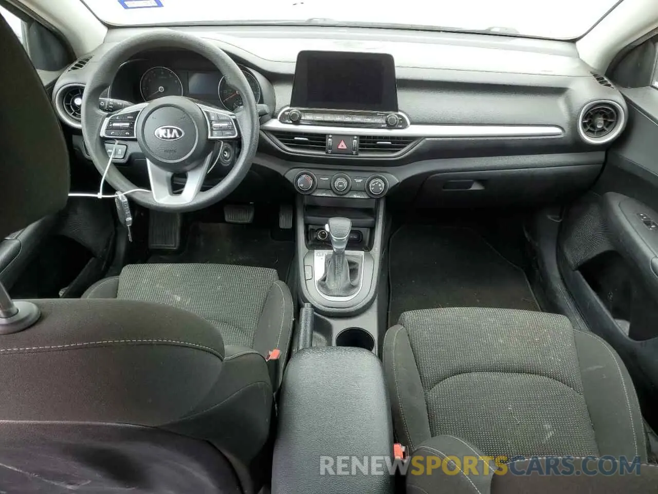 8 Фотография поврежденного автомобиля 3KPF24AD7ME306994 KIA FORTE 2021