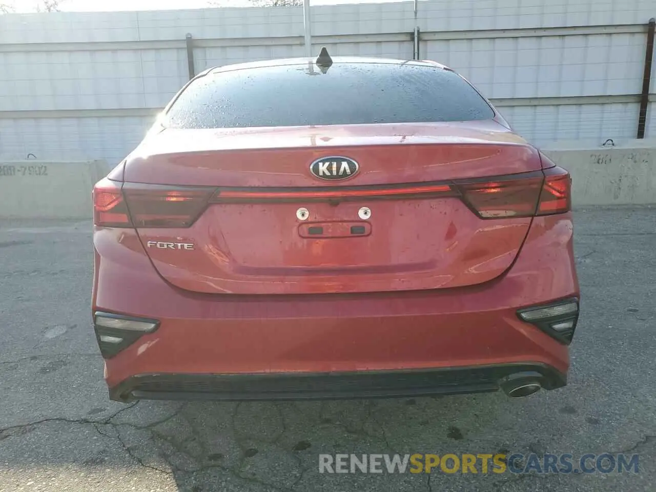 6 Photograph of a damaged car 3KPF24AD7ME312309 KIA FORTE 2021
