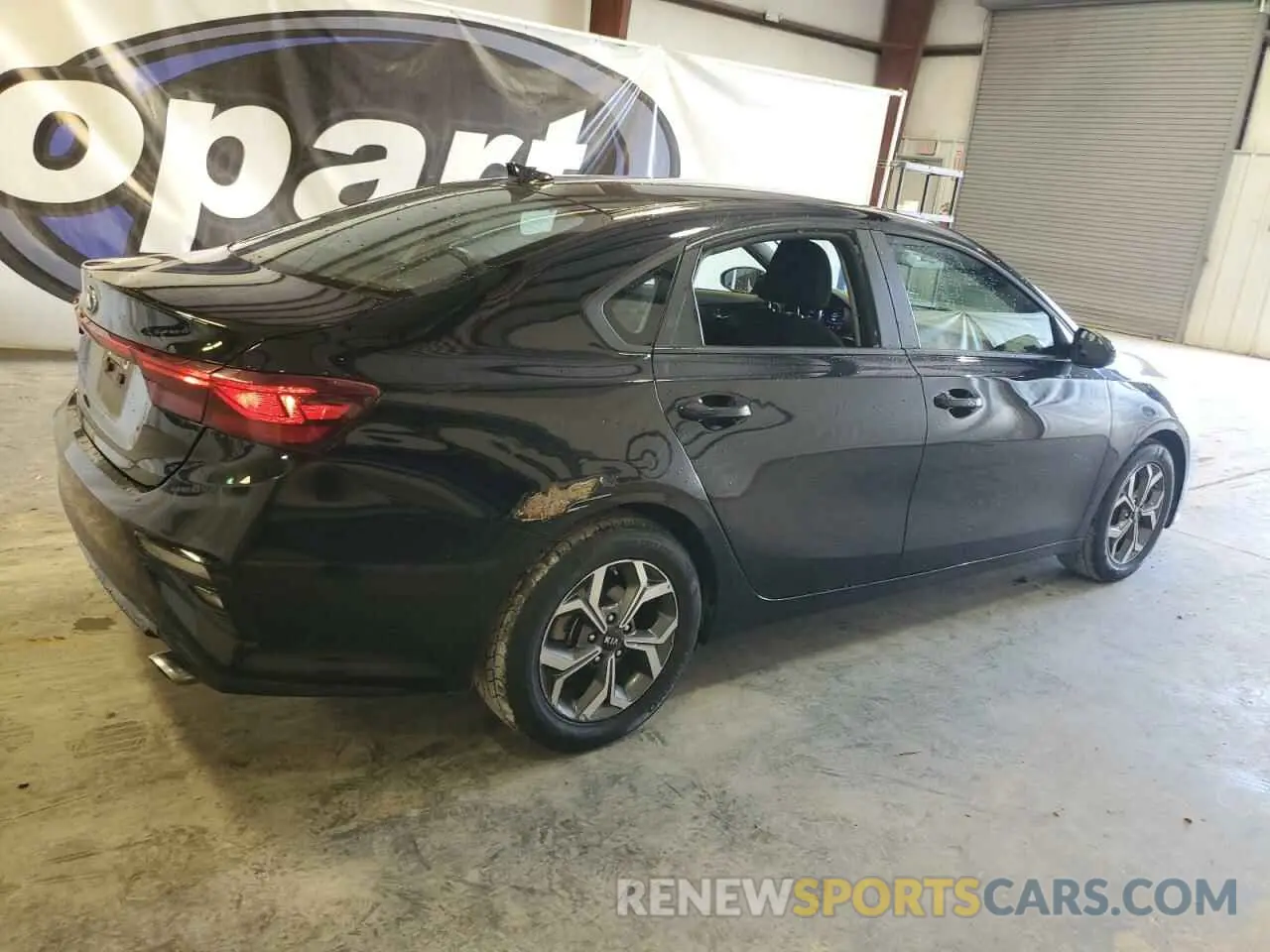 3 Photograph of a damaged car 3KPF24AD7ME338442 KIA FORTE 2021