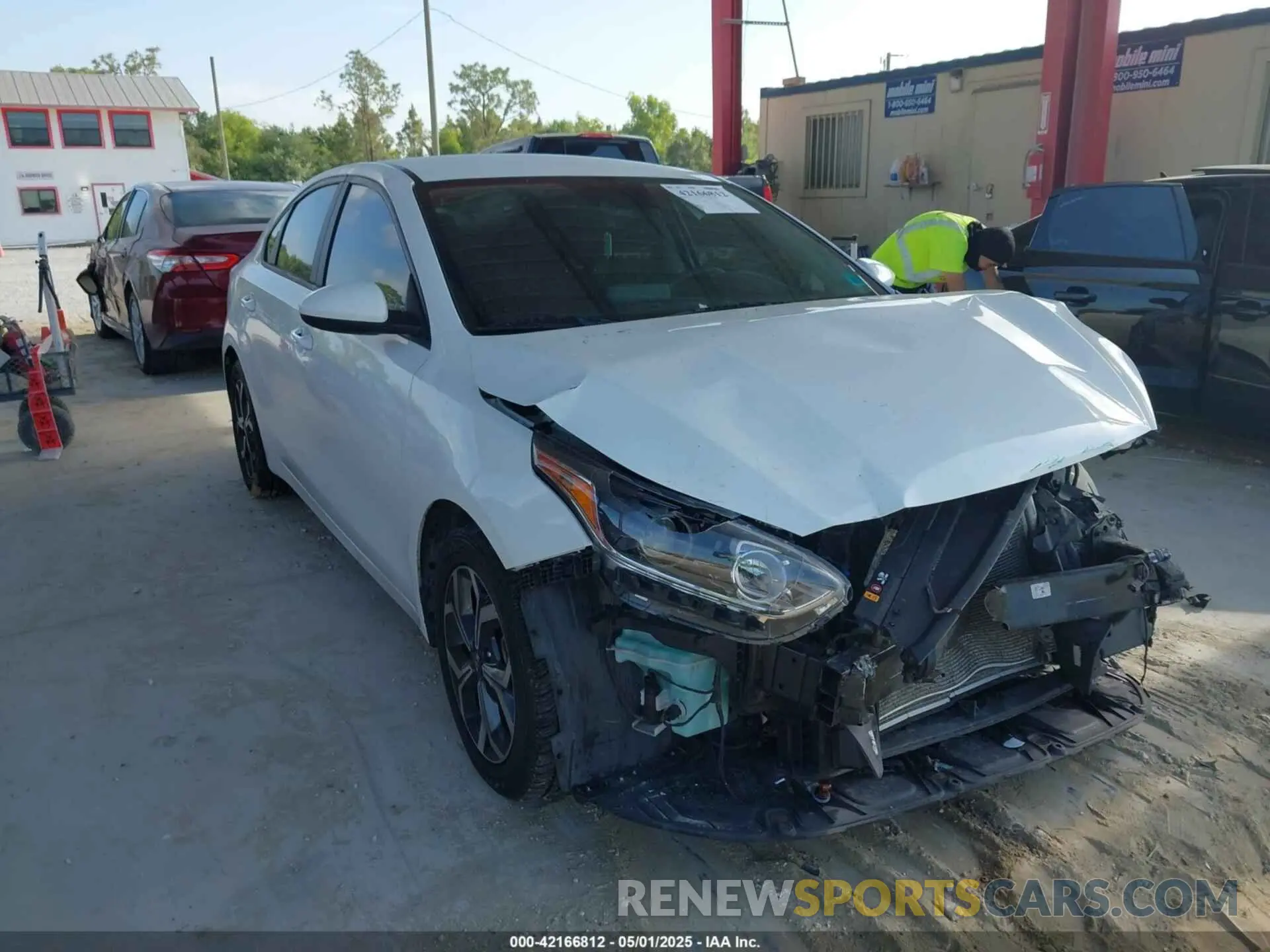 1 Photograph of a damaged car 3KPF24AD7ME340143 KIA FORTE 2021