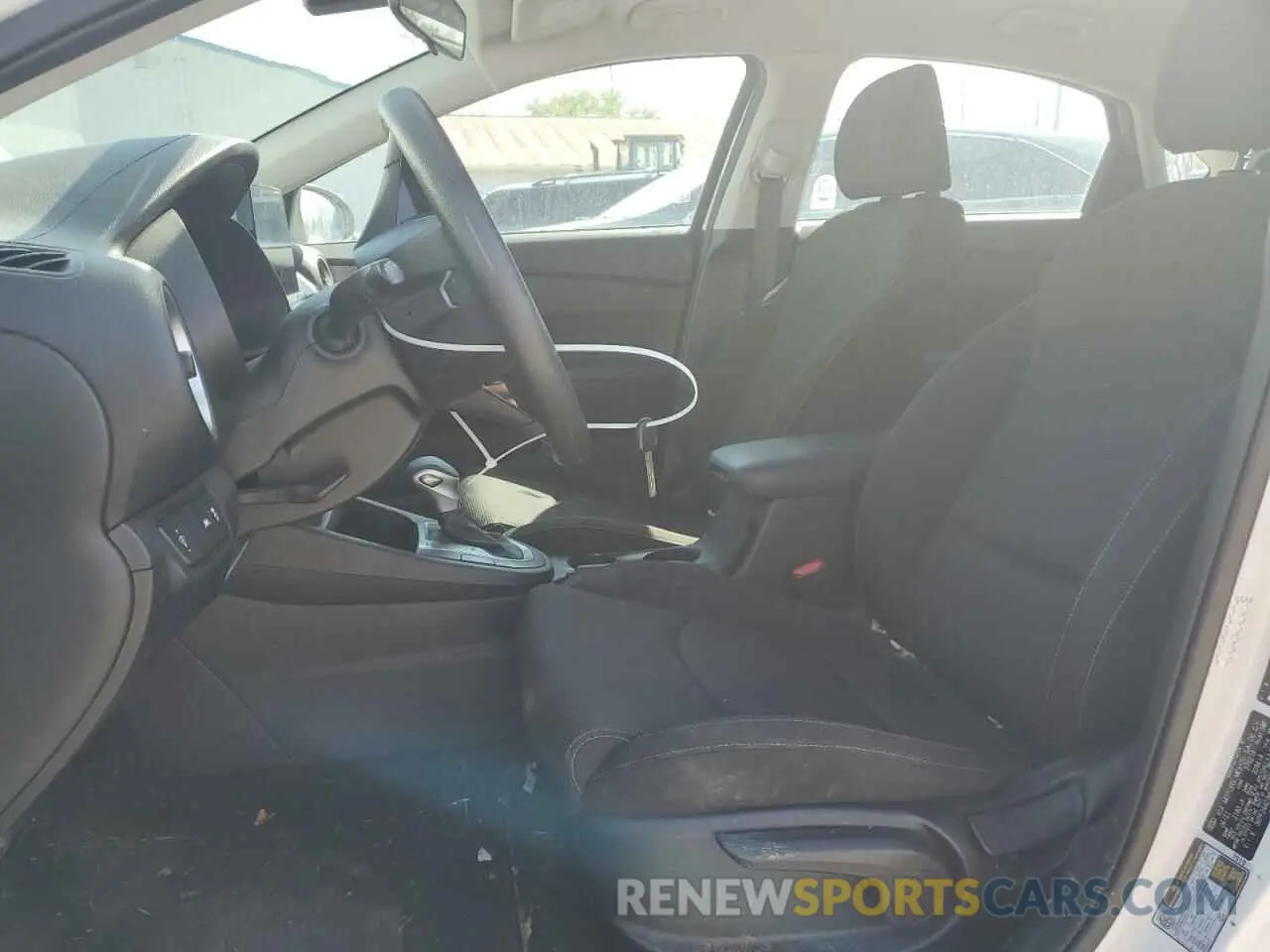 7 Фотография поврежденного автомобиля 3KPF24AD7ME359212 KIA FORTE 2021