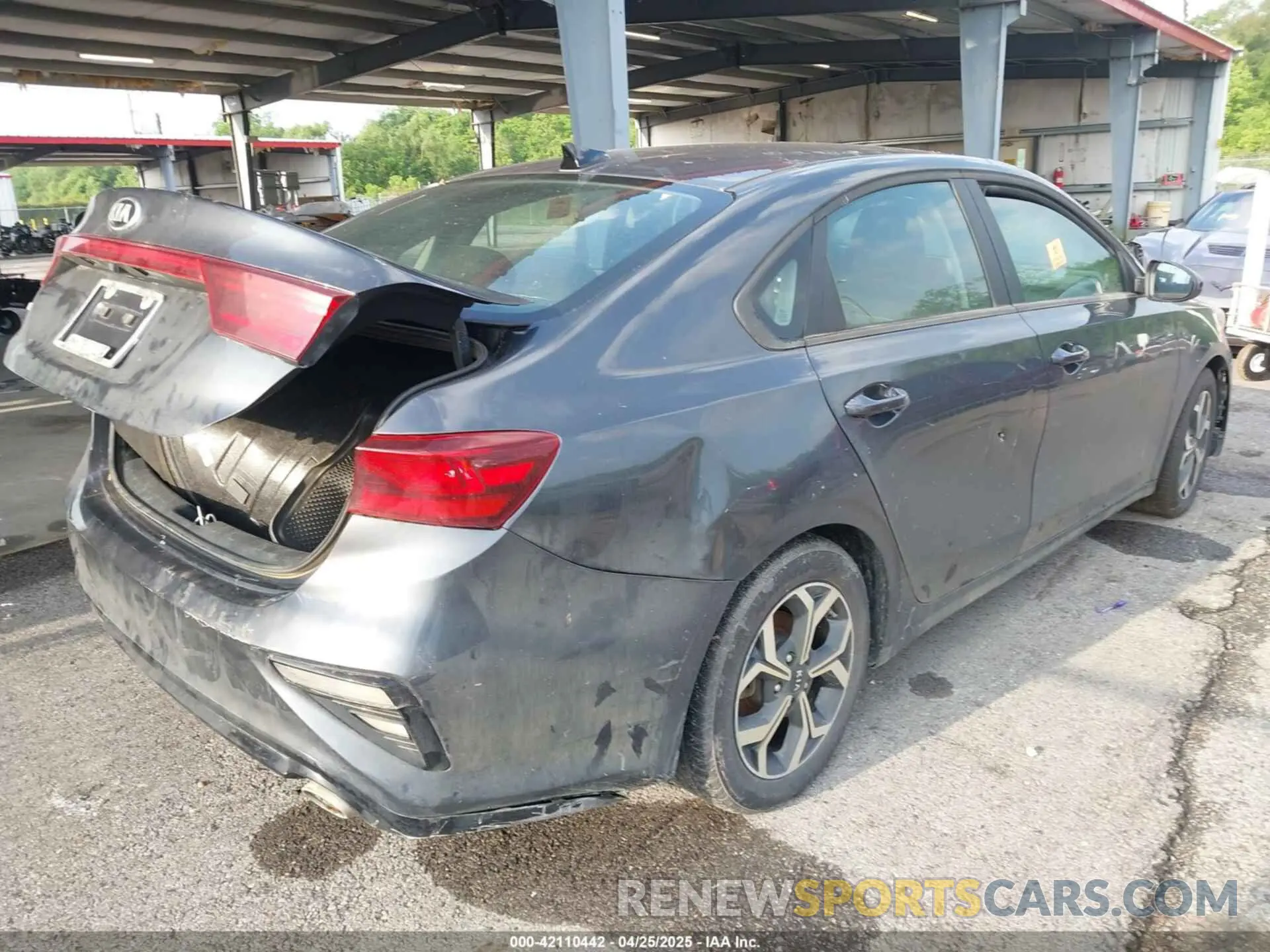 4 Фотография поврежденного автомобиля 3KPF24AD8ME263248 KIA FORTE 2021