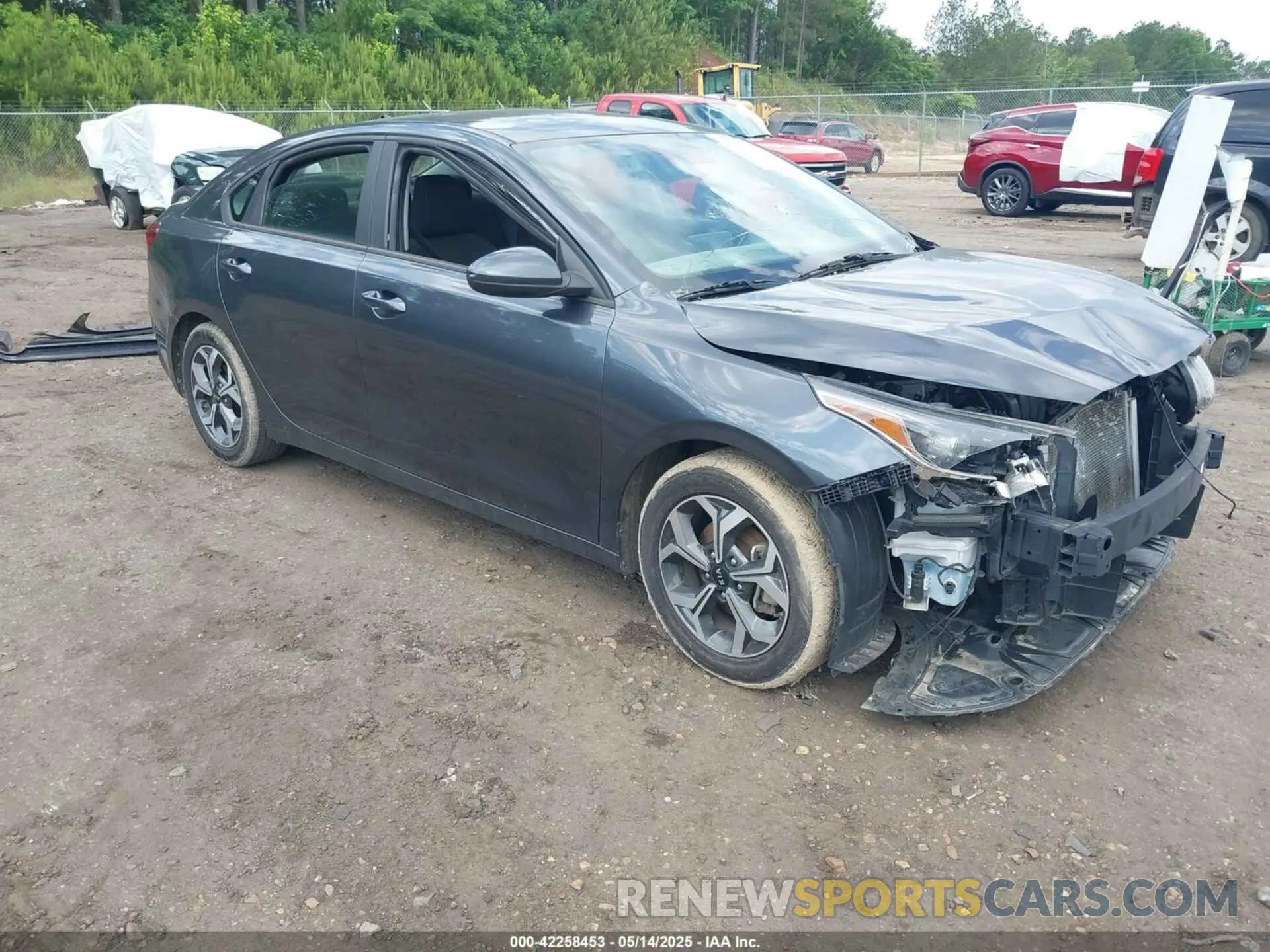 1 Фотография поврежденного автомобиля 3KPF24AD8ME266540 KIA FORTE 2021