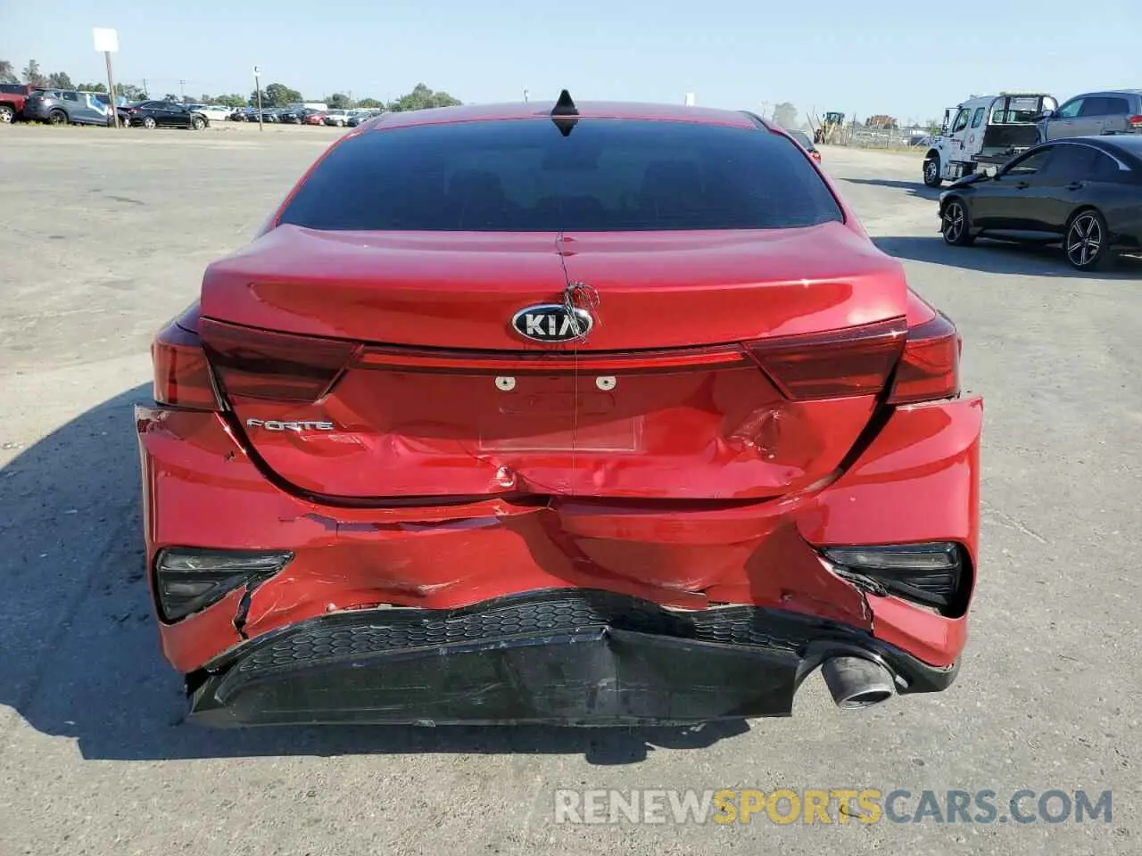 6 Photograph of a damaged car 3KPF24AD8ME268255 KIA FORTE 2021