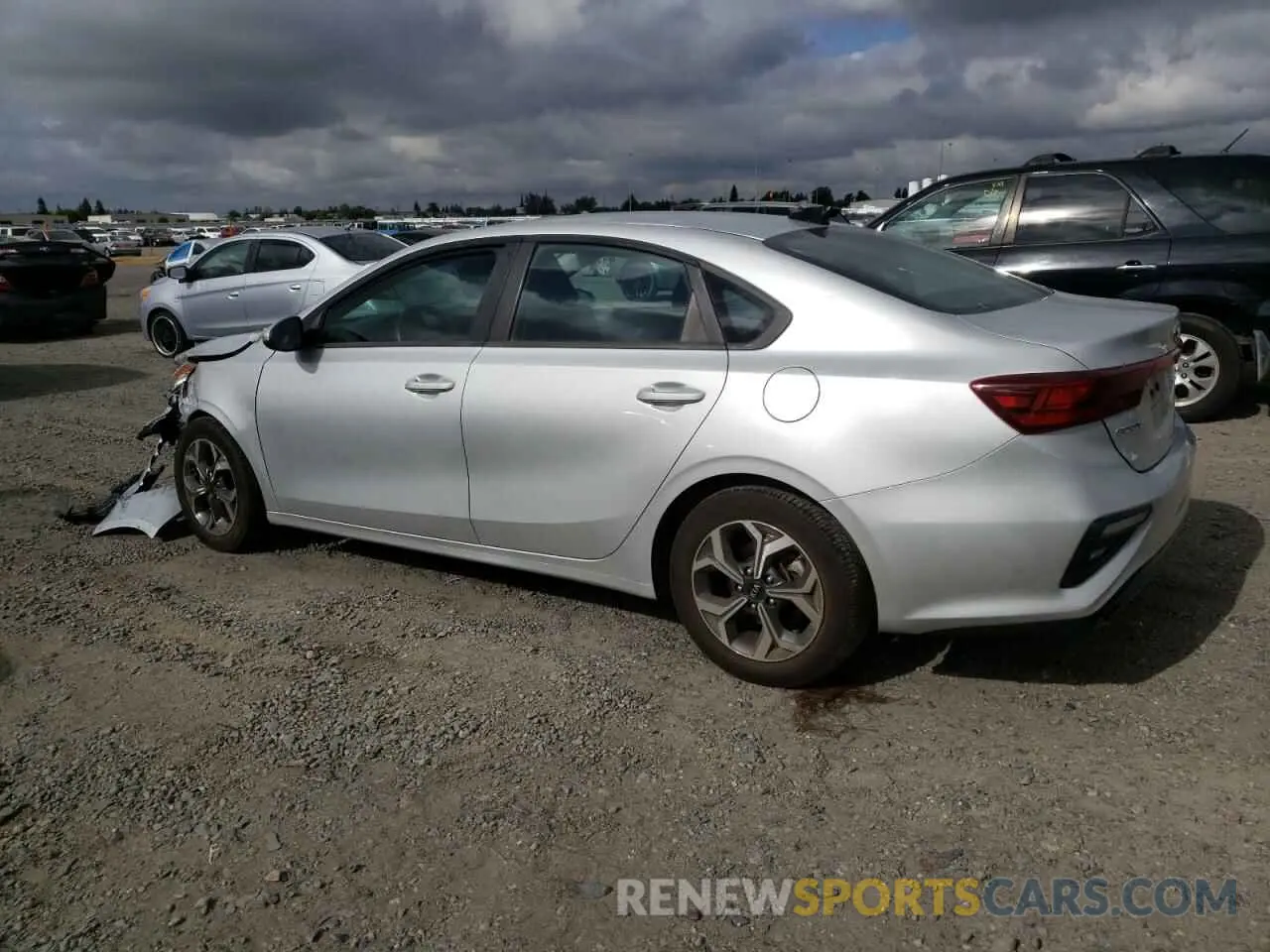 2 Фотография поврежденного автомобиля 3KPF24AD8ME272127 KIA FORTE 2021