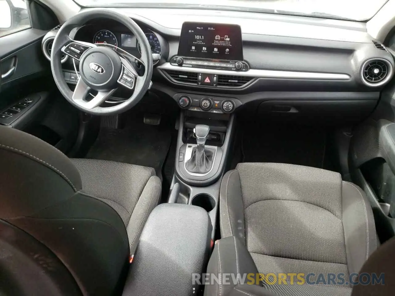 8 Фотография поврежденного автомобиля 3KPF24AD8ME272127 KIA FORTE 2021