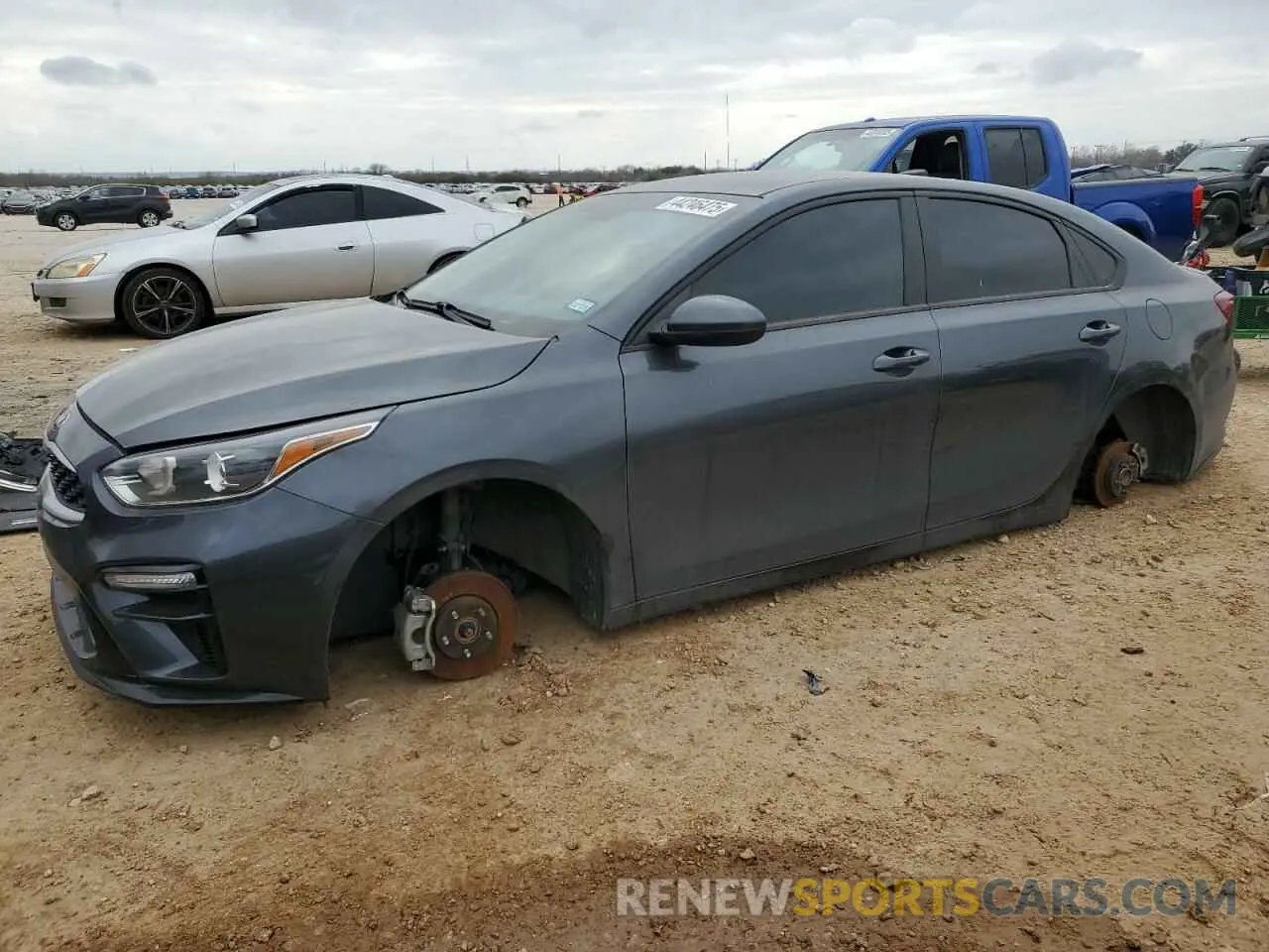 1 Фотография поврежденного автомобиля 3KPF24AD8ME289218 KIA FORTE 2021