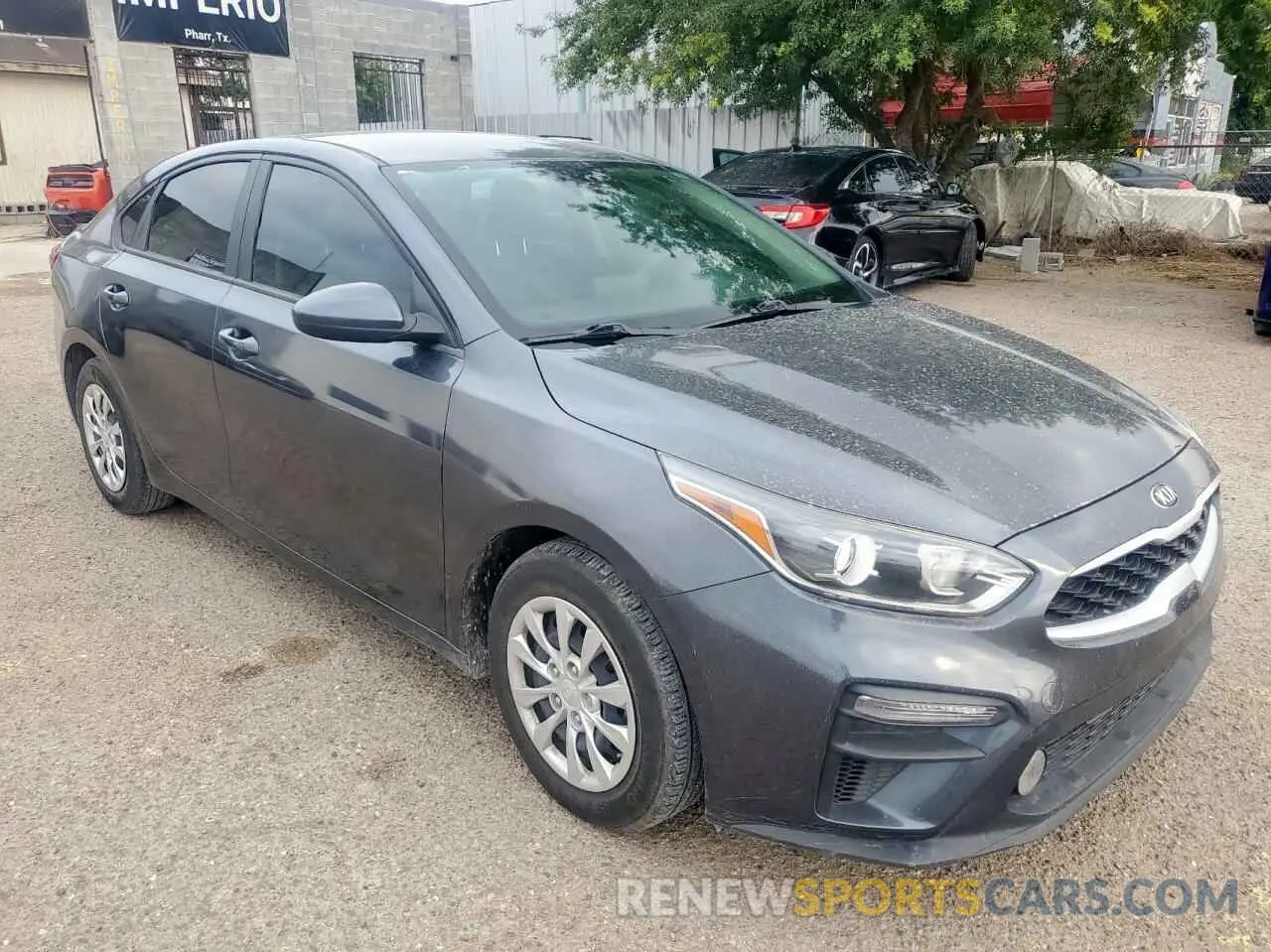 1 Photograph of a damaged car 3KPF24AD8ME301058 KIA FORTE 2021