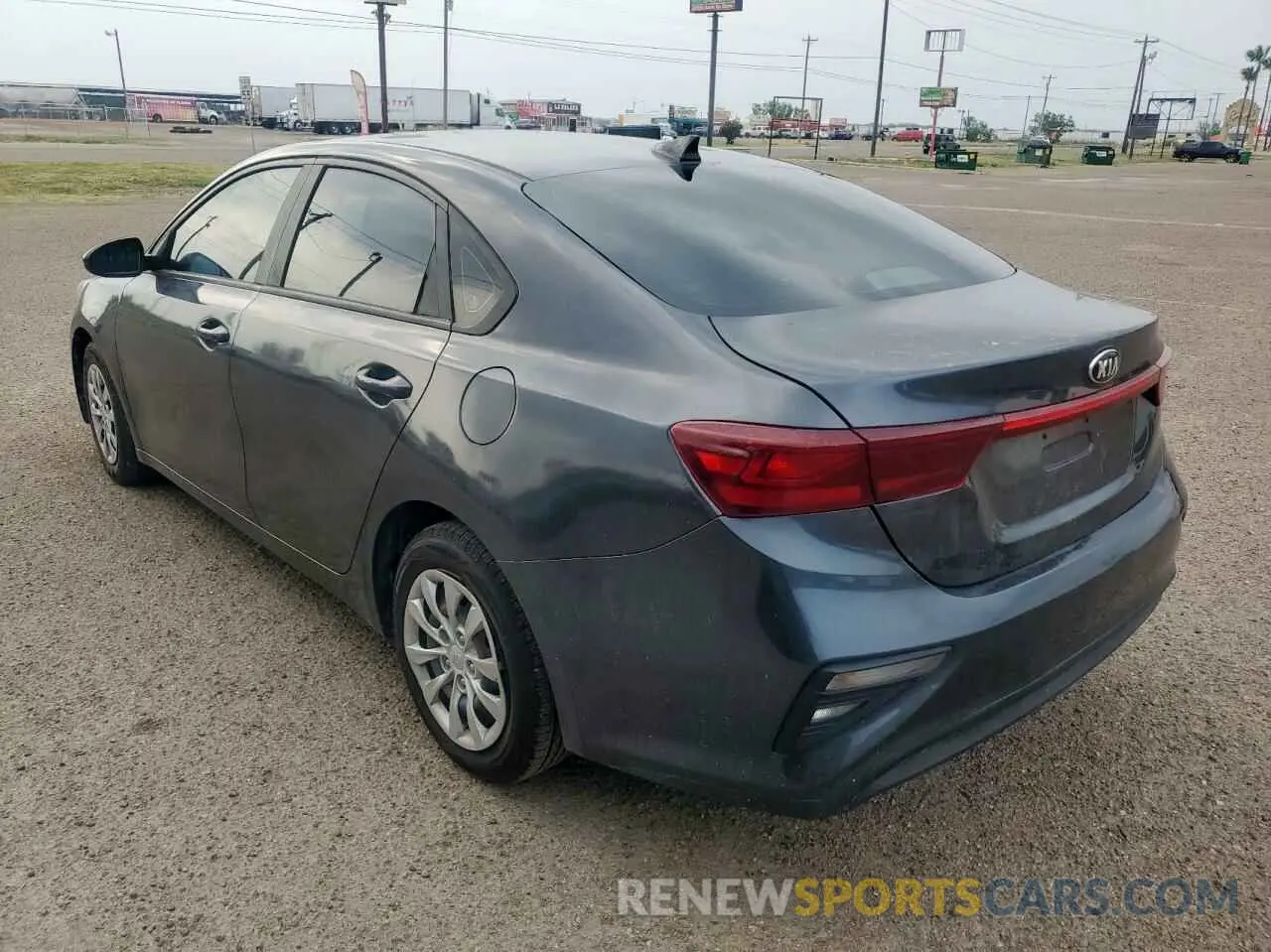 3 Photograph of a damaged car 3KPF24AD8ME301058 KIA FORTE 2021