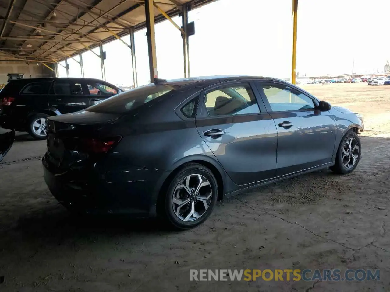 3 Фотография поврежденного автомобиля 3KPF24AD8ME329314 KIA FORTE 2021