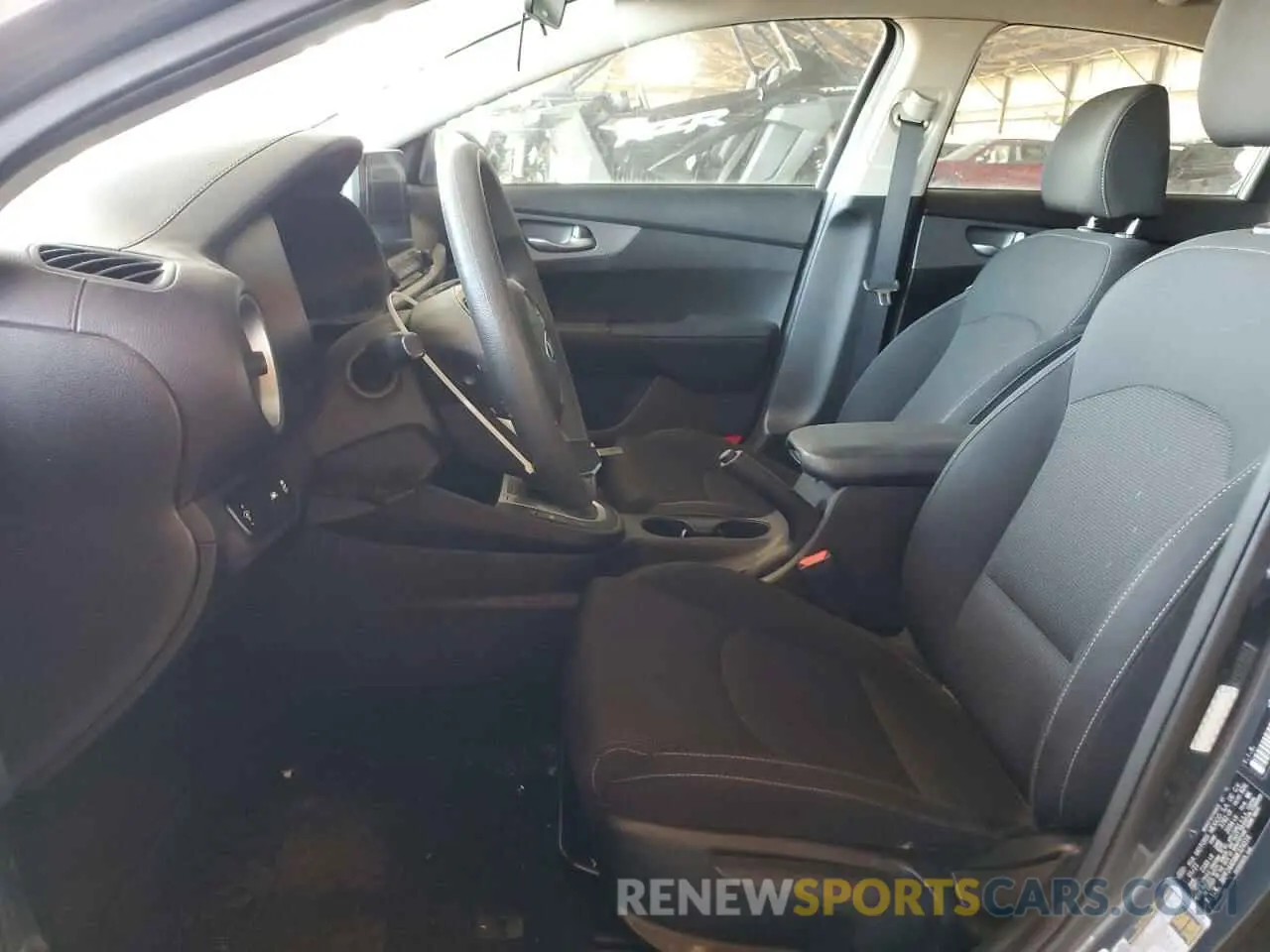 7 Фотография поврежденного автомобиля 3KPF24AD8ME329314 KIA FORTE 2021