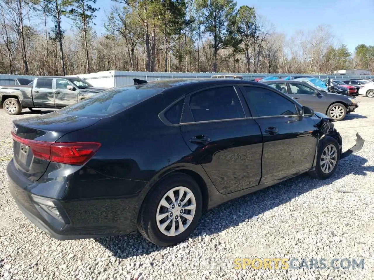 3 Фотография поврежденного автомобиля 3KPF24AD8ME353774 KIA FORTE 2021