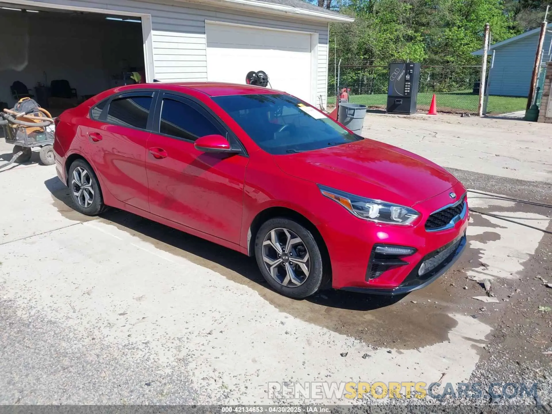 1 Фотография поврежденного автомобиля 3KPF24AD8ME373412 KIA FORTE 2021