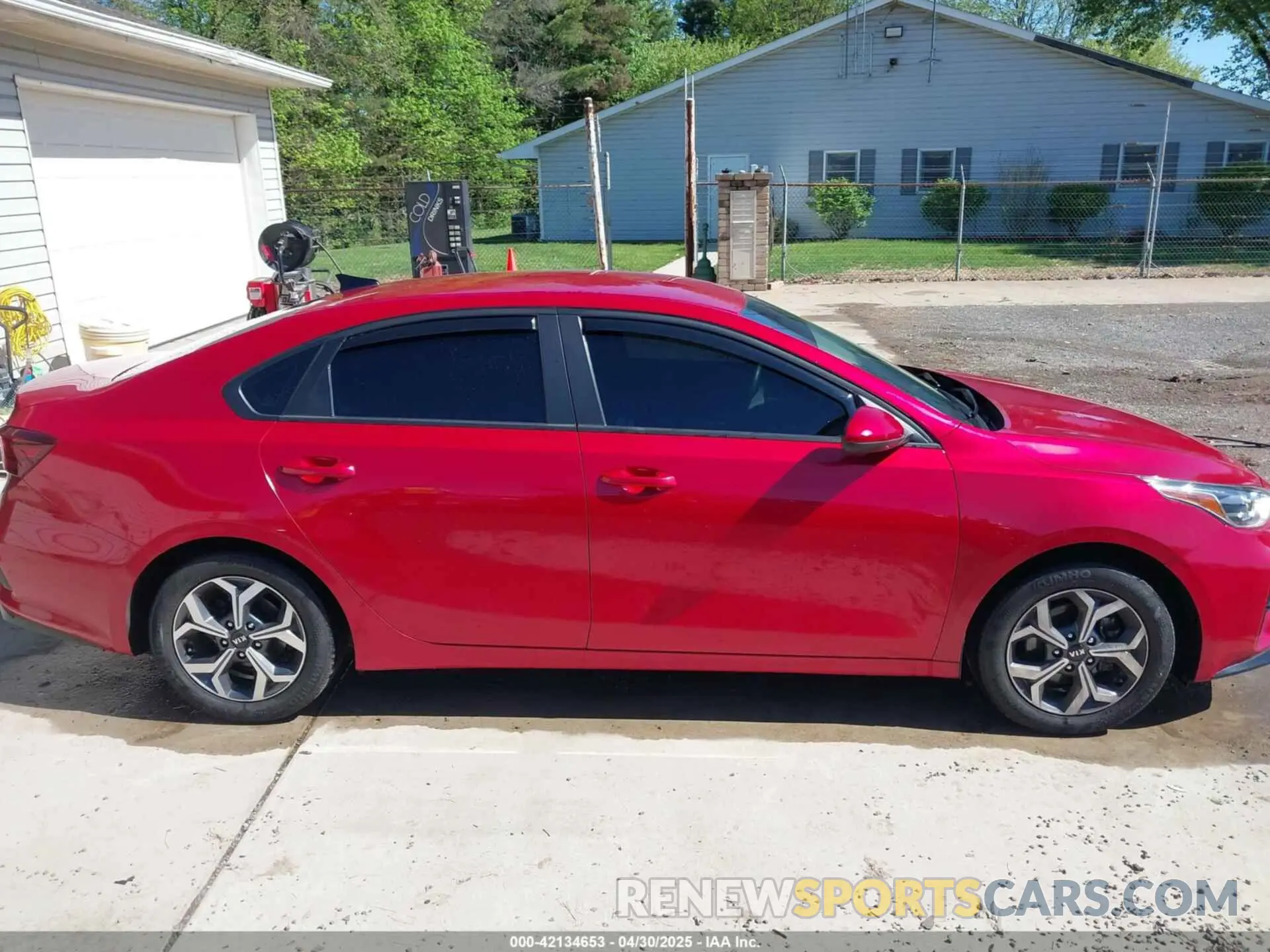 13 Фотография поврежденного автомобиля 3KPF24AD8ME373412 KIA FORTE 2021