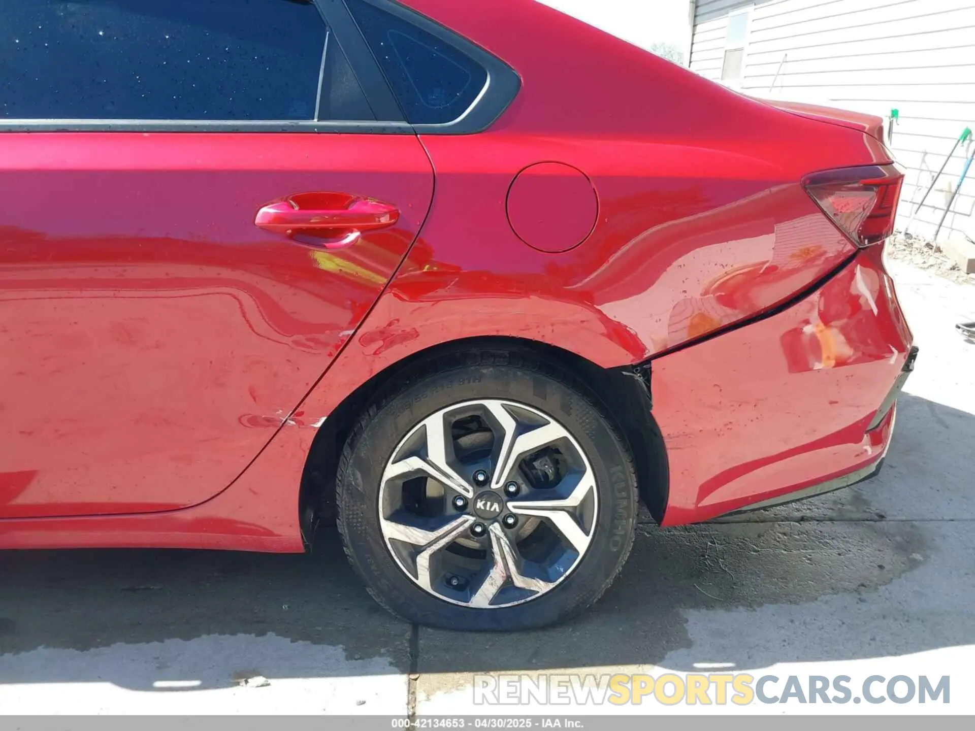 6 Фотография поврежденного автомобиля 3KPF24AD8ME373412 KIA FORTE 2021
