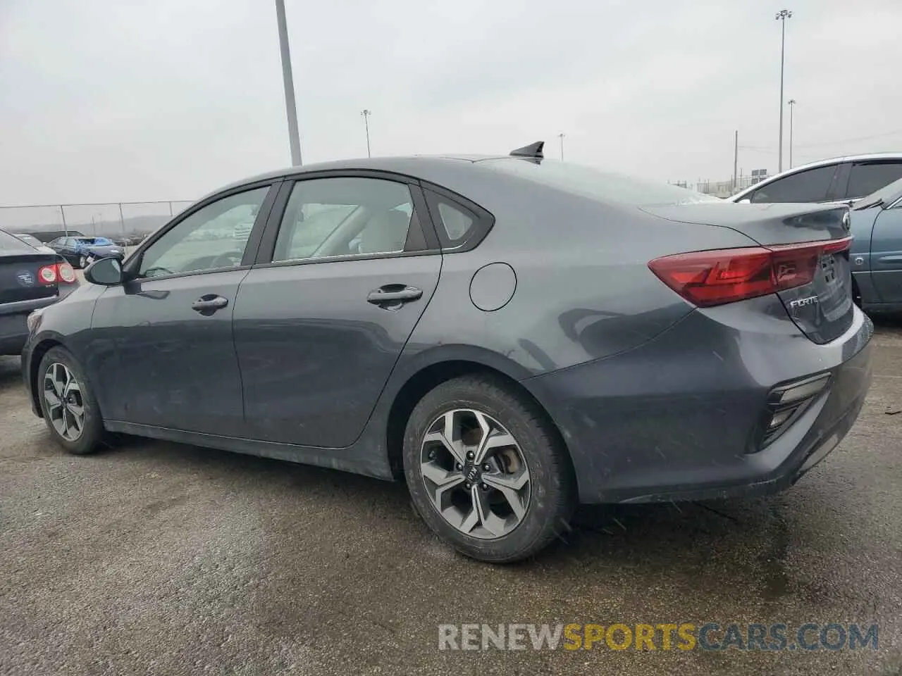 2 Фотография поврежденного автомобиля 3KPF24AD8ME377492 KIA FORTE 2021