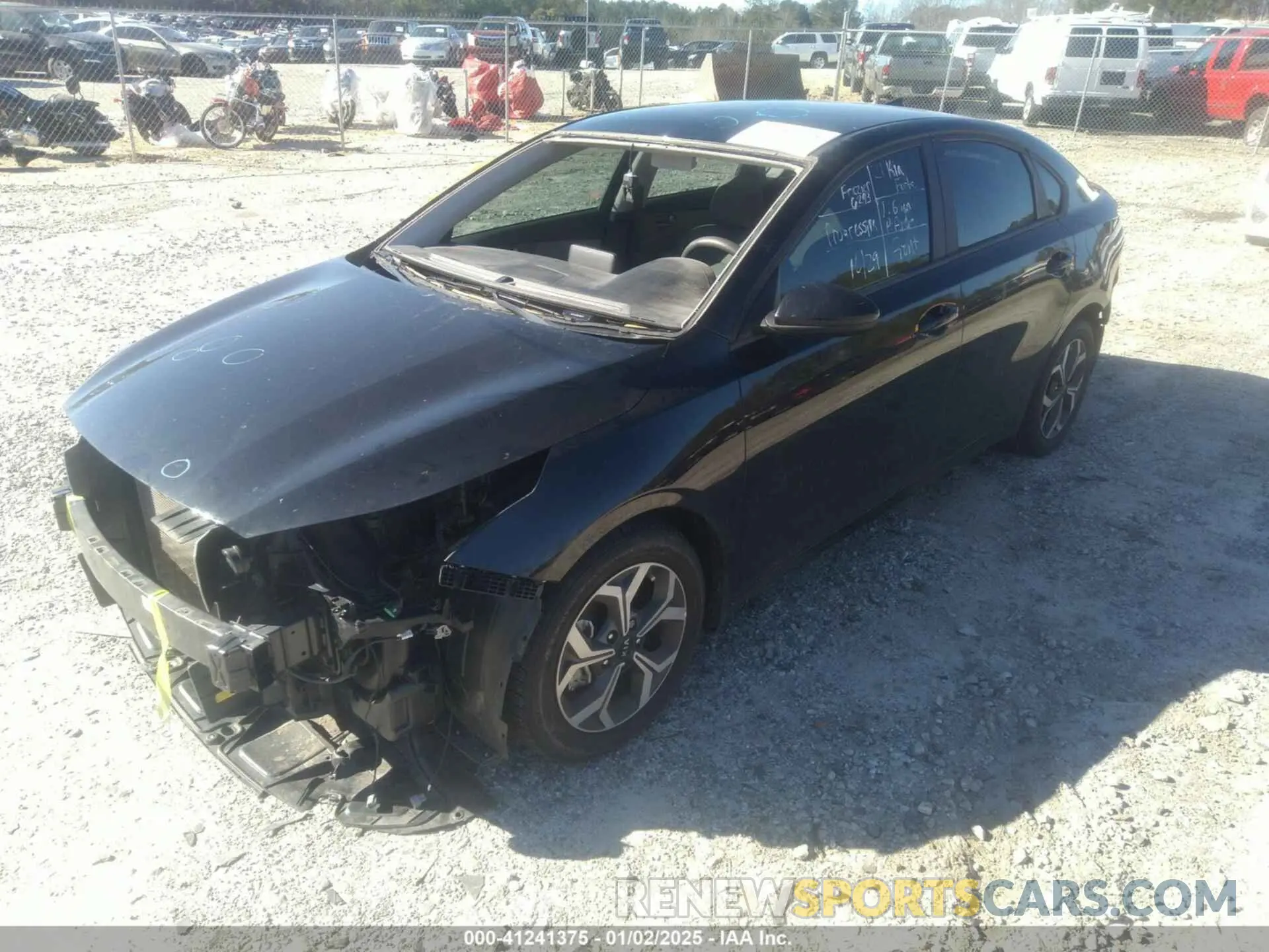 2 Фотография поврежденного автомобиля 3KPF24AD8ME380571 KIA FORTE 2021