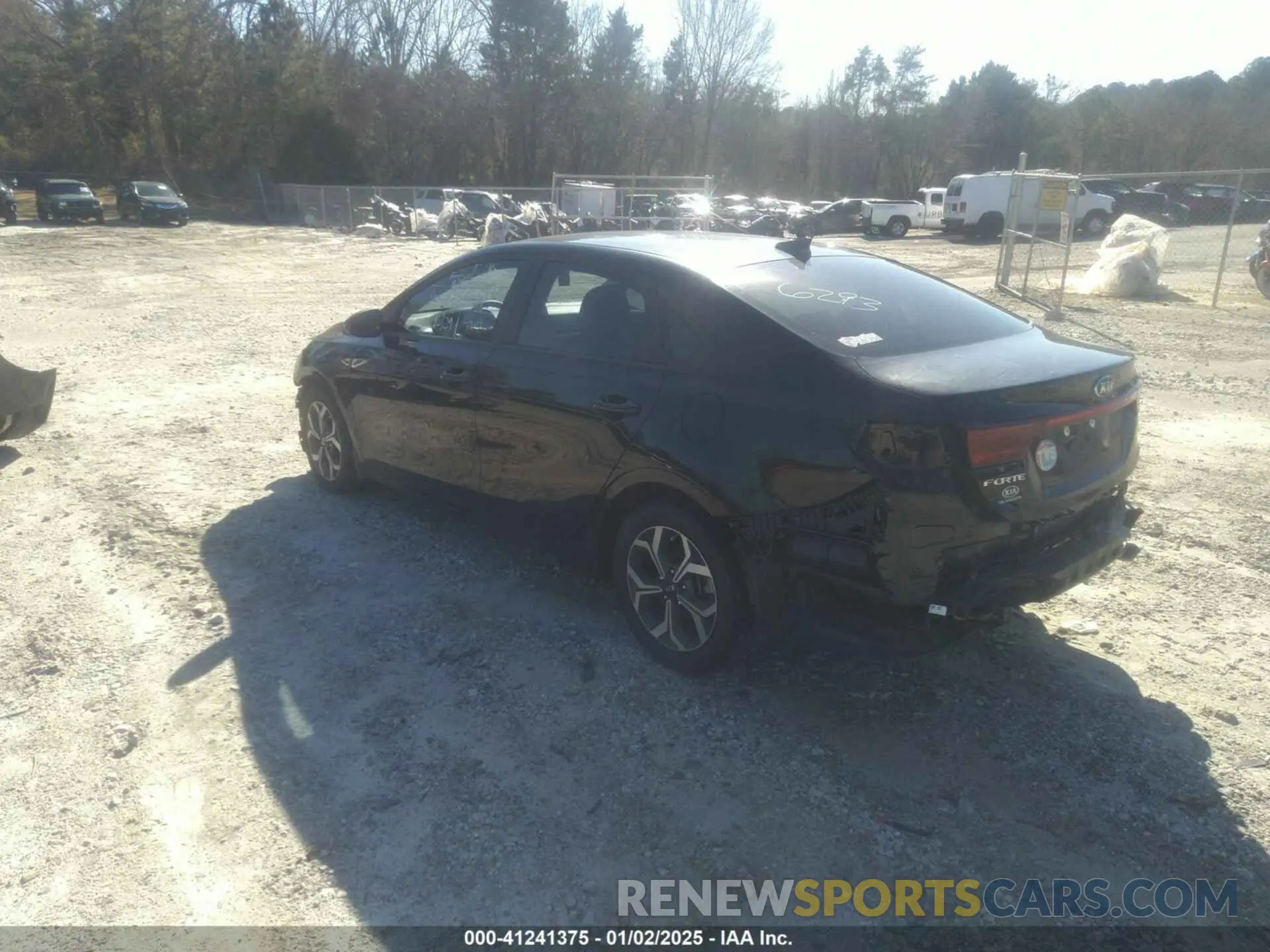 3 Фотография поврежденного автомобиля 3KPF24AD8ME380571 KIA FORTE 2021