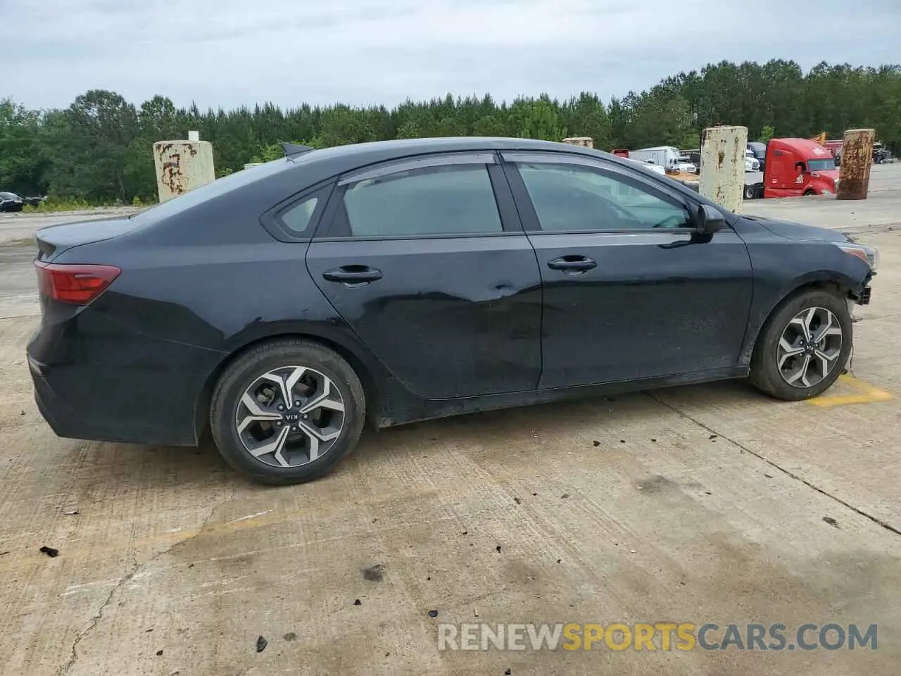 3 Photograph of a damaged car 3KPF24AD8ME401838 KIA FORTE 2021