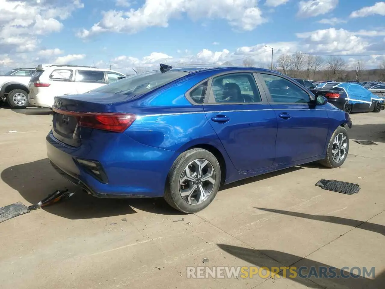 3 Фотография поврежденного автомобиля 3KPF24AD8ME405789 KIA FORTE 2021